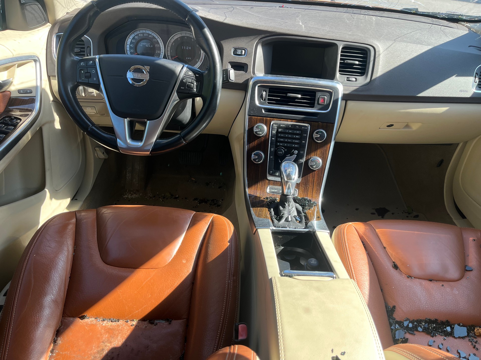 VOLVO S60 T6 AWD R-Design Geartronic-image-10