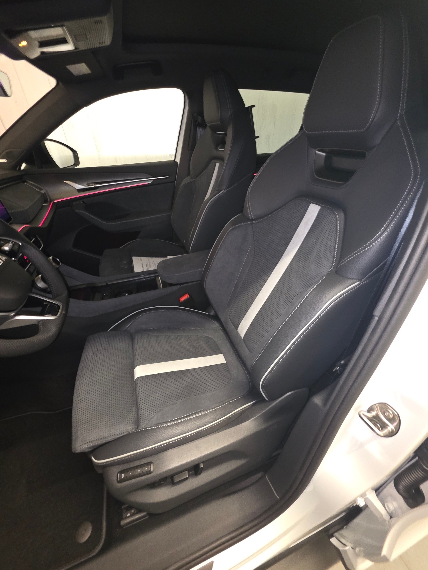 SKODA Kodiaq 2.0 TSI Sportline 4x4-image-13