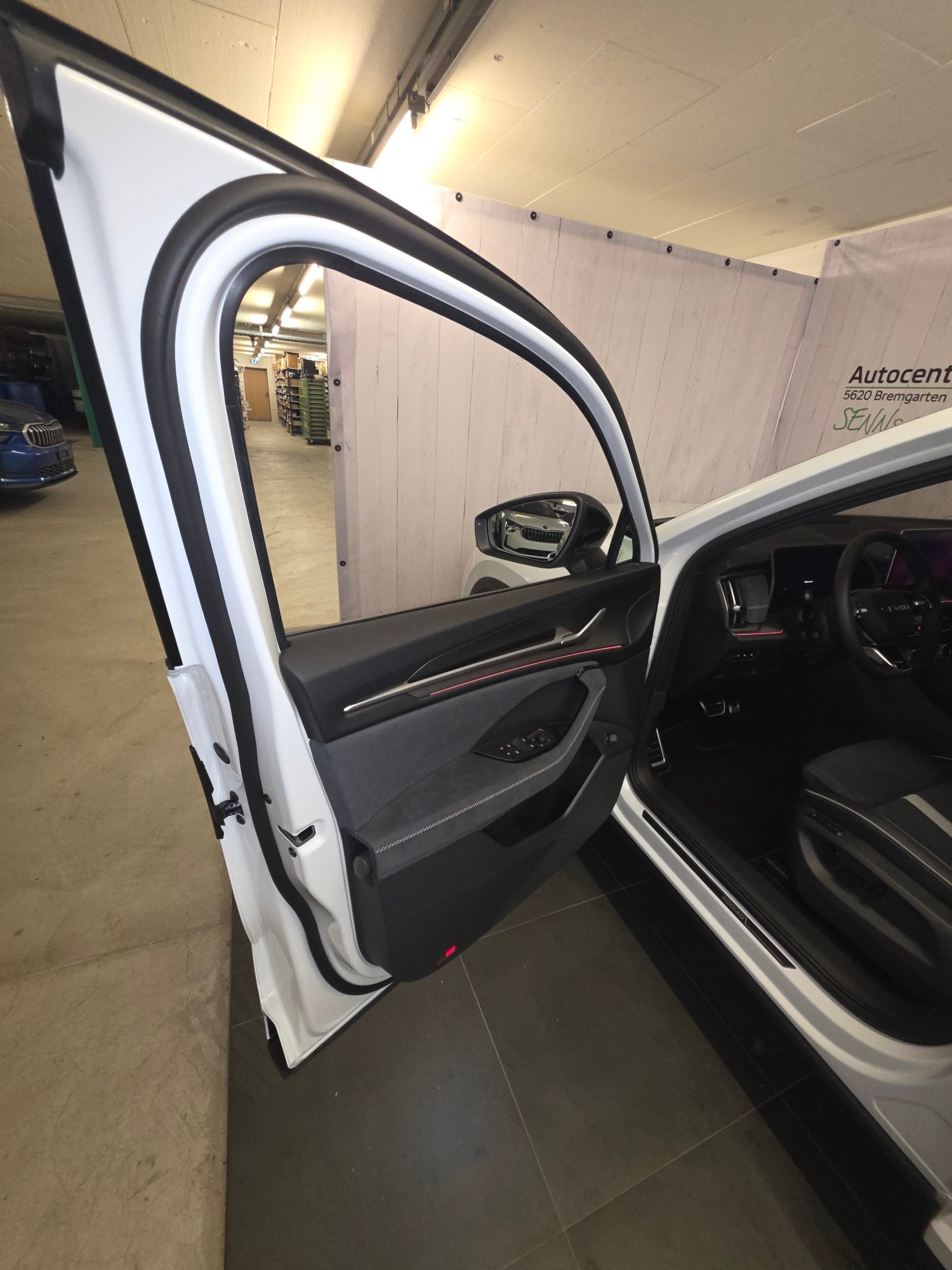 SKODA Kodiaq 2.0 TSI Sportline 4x4-image-12
