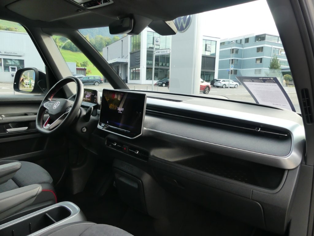 VW ID.Buzz LWB GTX 4 Motion-image-9