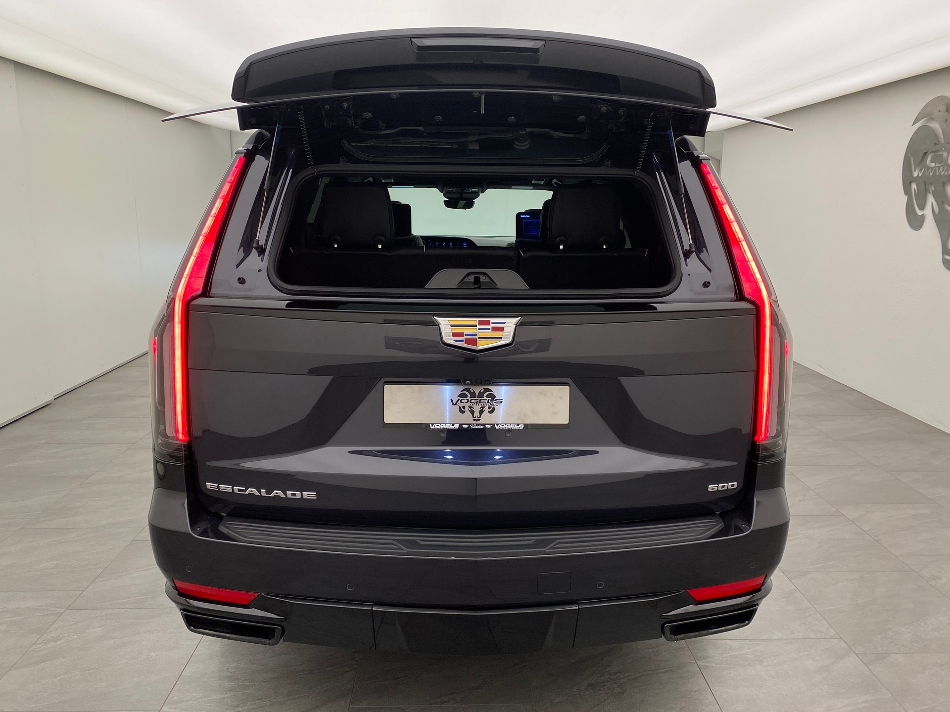 CADILLAC Escalade Platinum Sport AWD-image-15