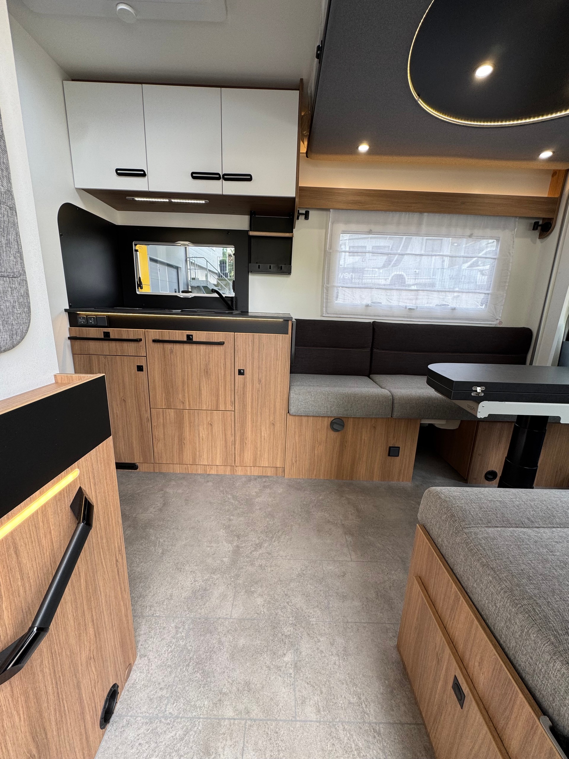 CHALLENGER 260 Graphite Edition-image-6