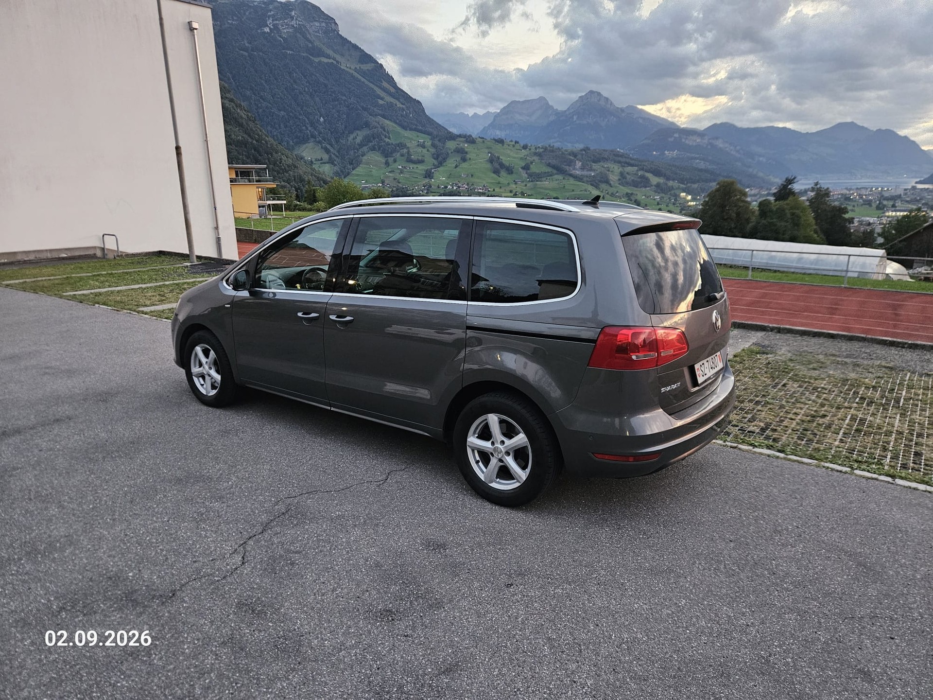 VW Sharan 2.0 TDI BlueMotion Technology Cup DSG-image-1