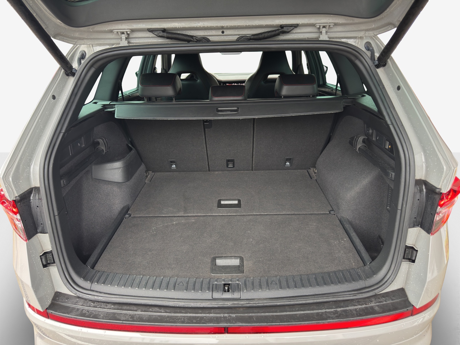 SKODA Kodiaq 2.0 TSI 4x4 RS-image-12