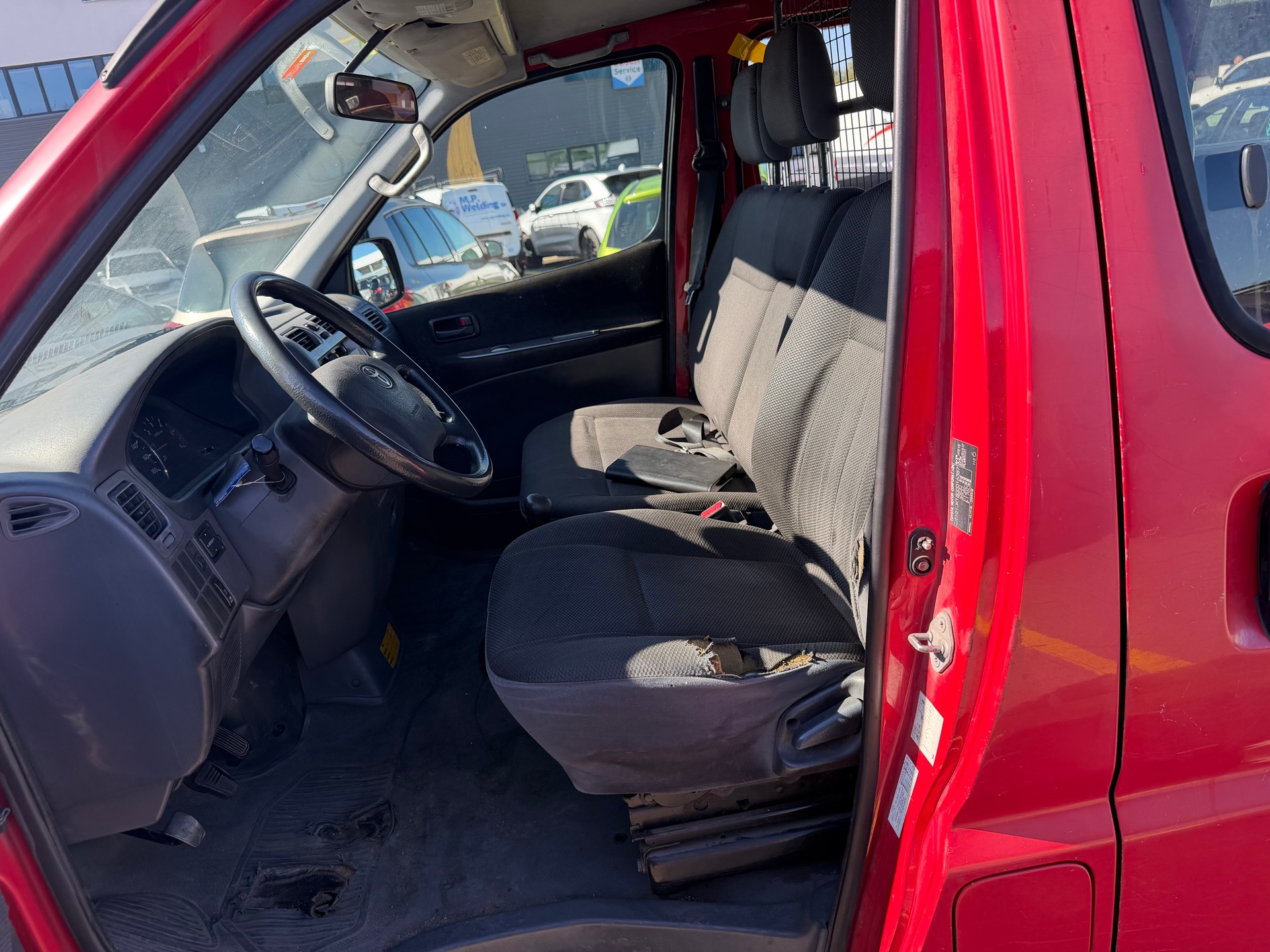 TOYOTA Hiace D-4D Kombi/Werk 4WD-image-9