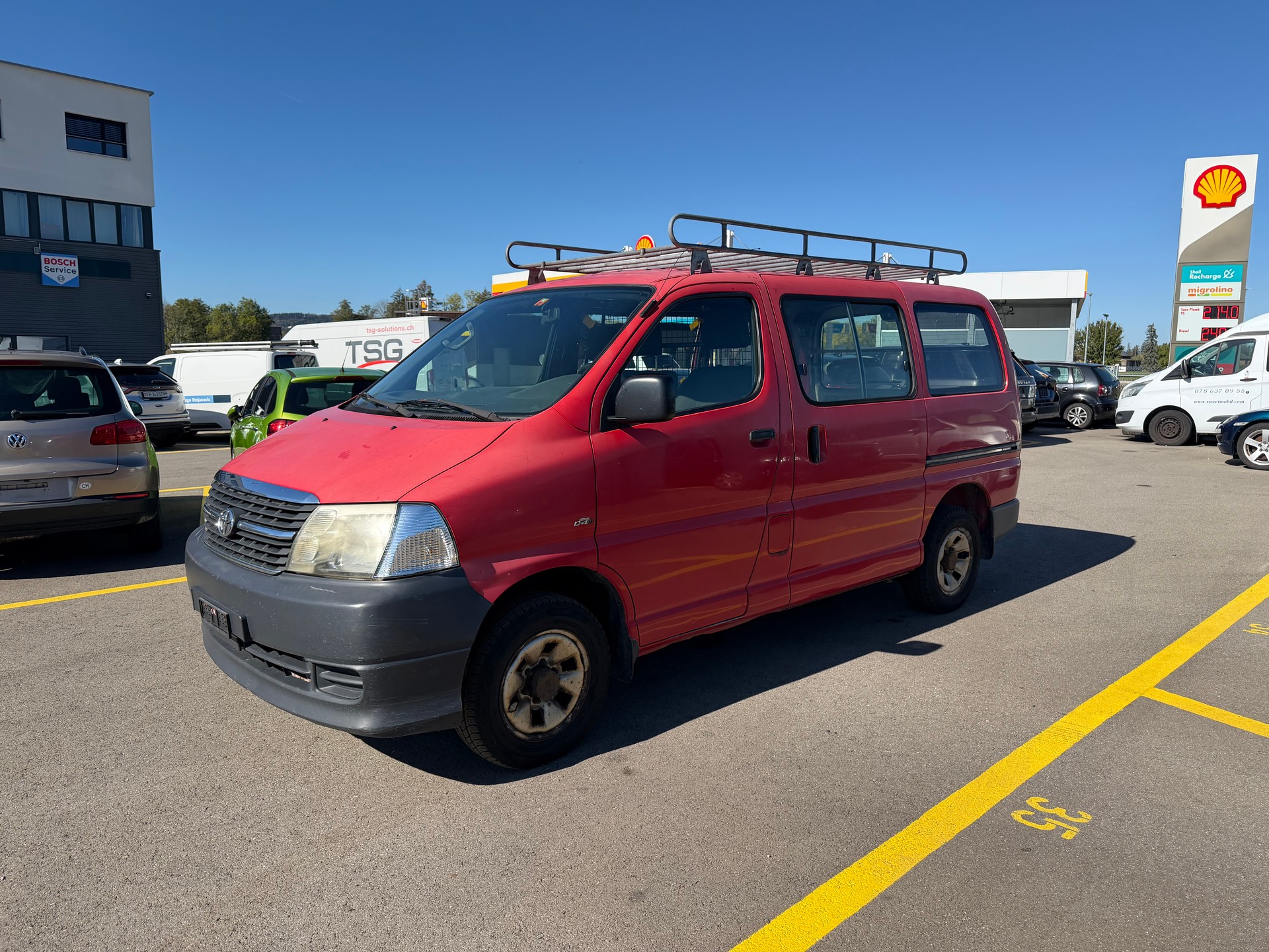 TOYOTA Hiace D-4D Kombi/Werk 4WD-image-0