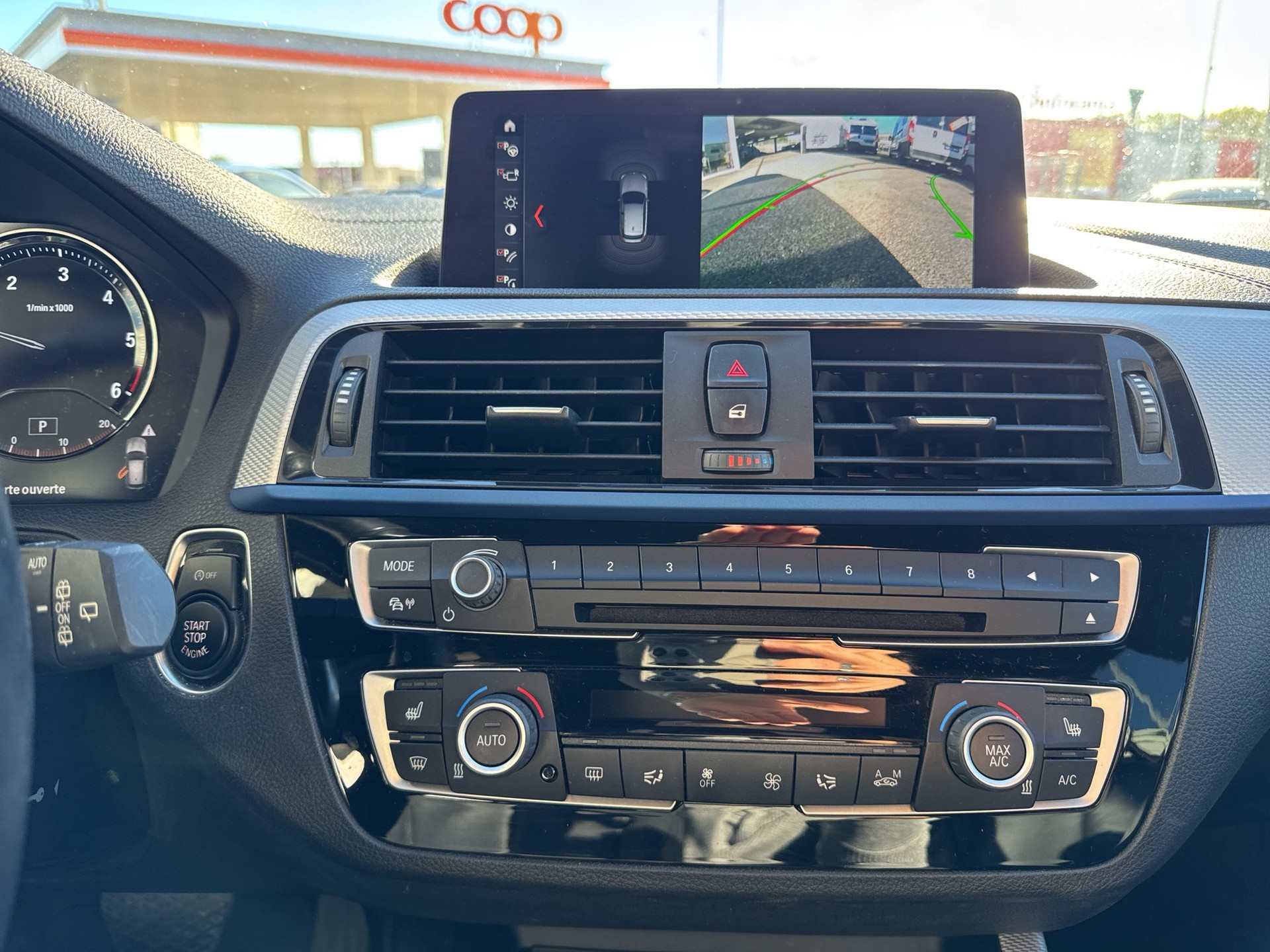 BMW 120d xDrive Edition M Sport Steptronic-image-10