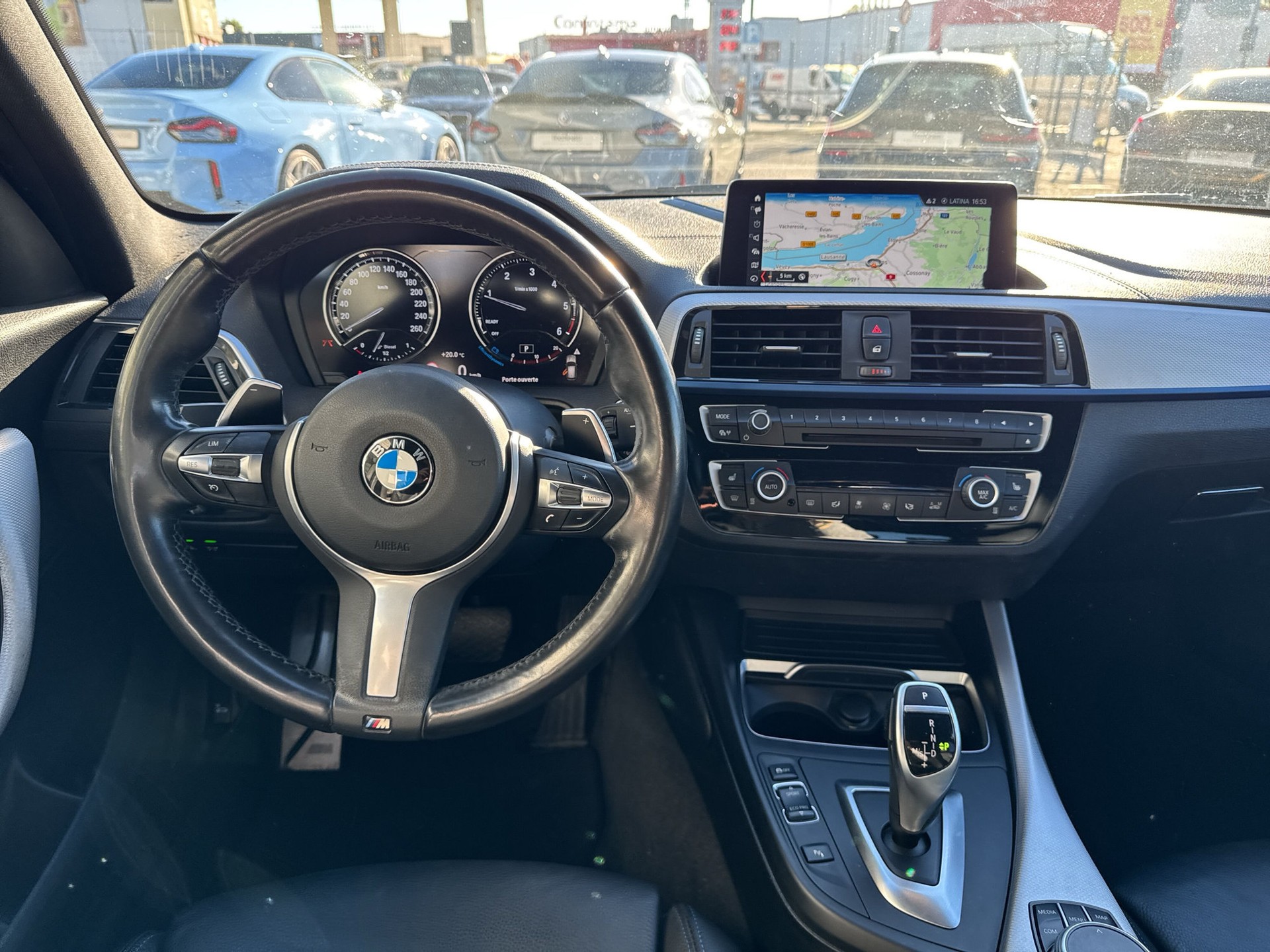 BMW 120d xDrive Edition M Sport Steptronic-image-11