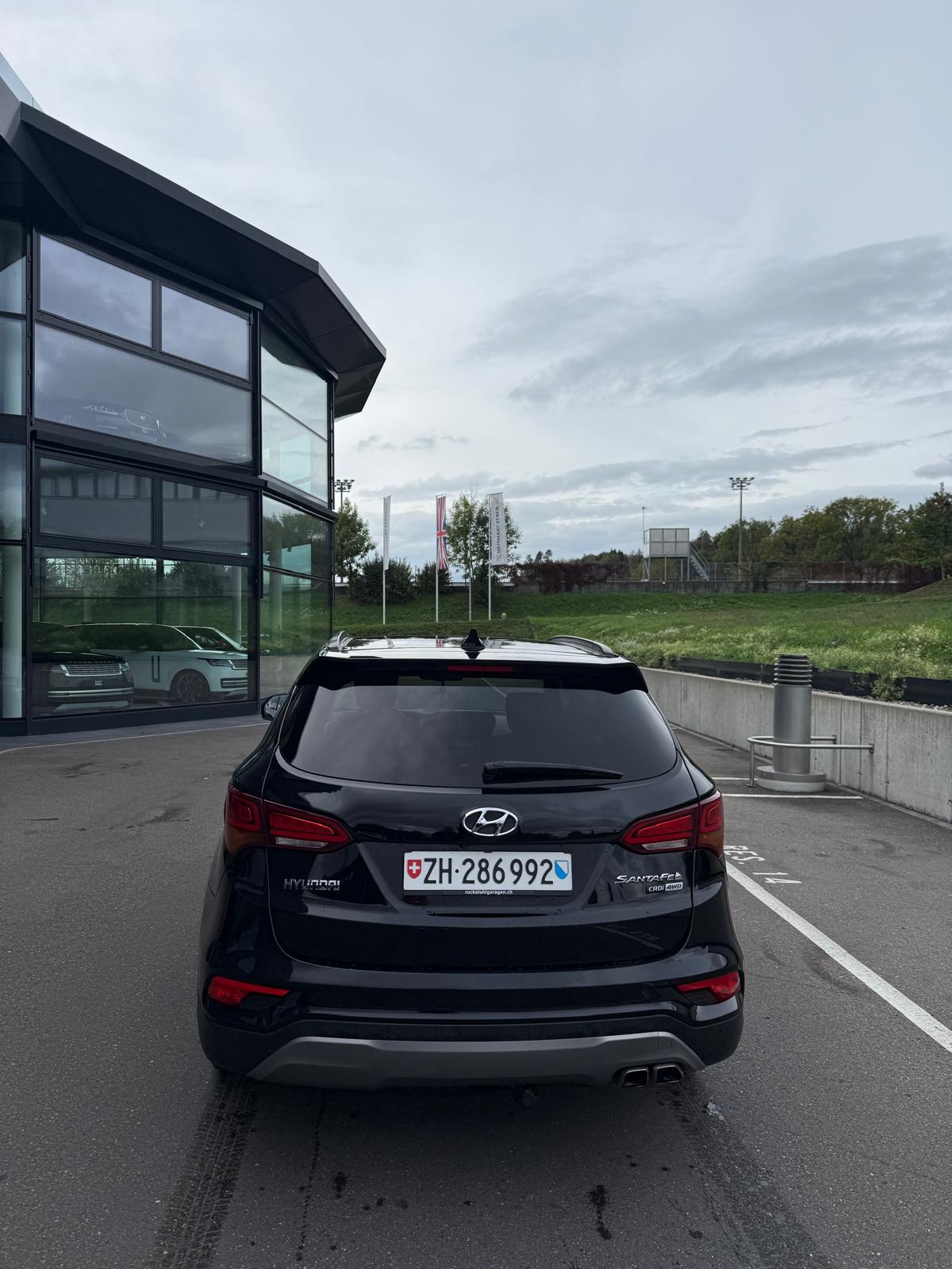 HYUNDAI 2.2 CRDi Vertex 7P-image-2