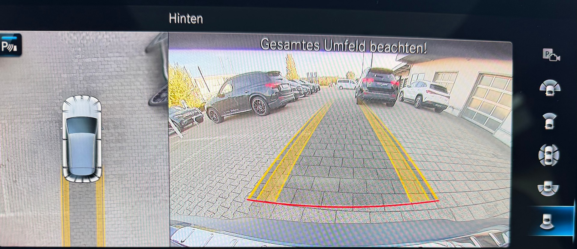 MERCEDES-BENZ EQA 300 4Matic-image-9