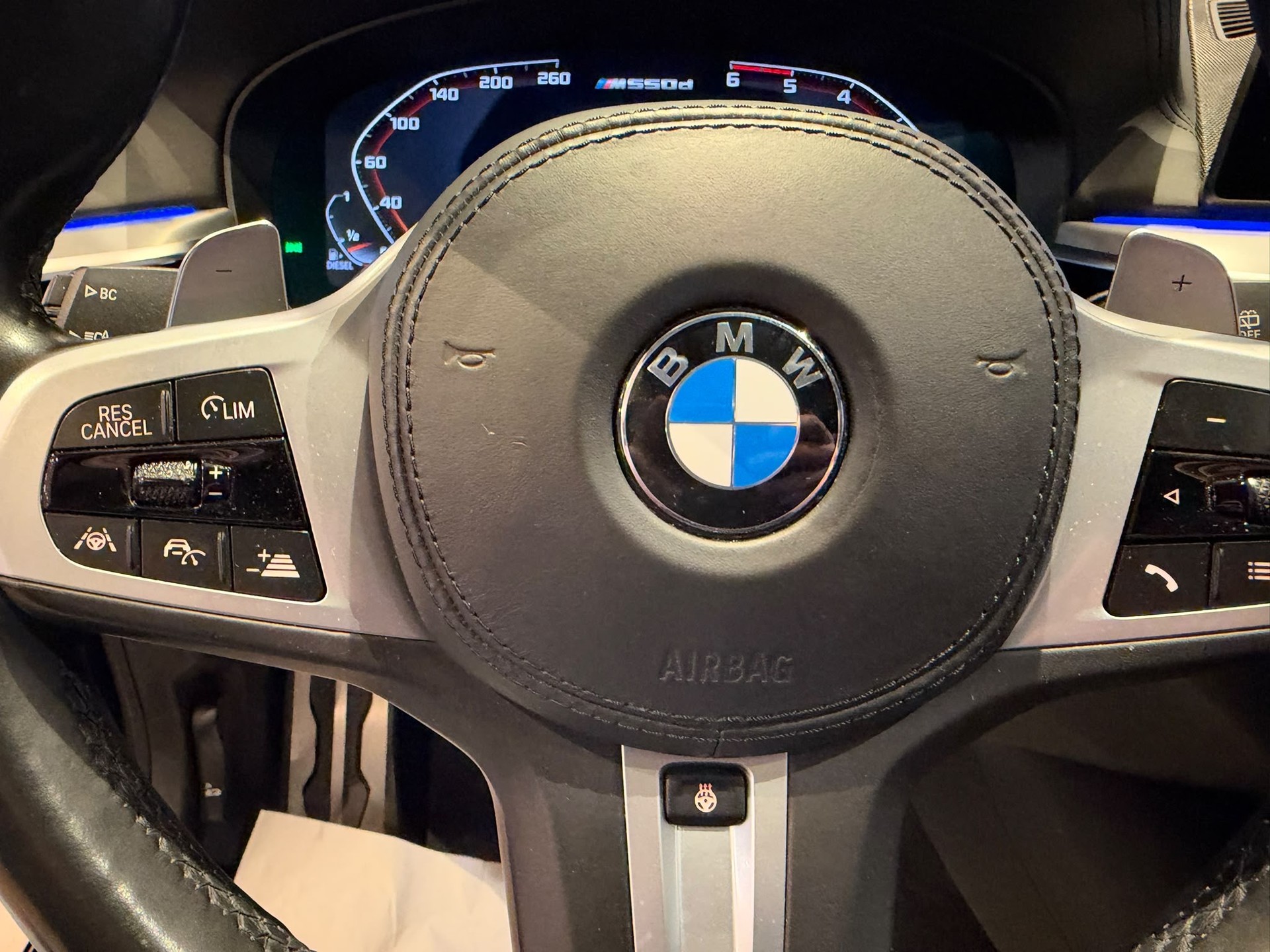 BMW M550d xDrive SAG Touring-image-20