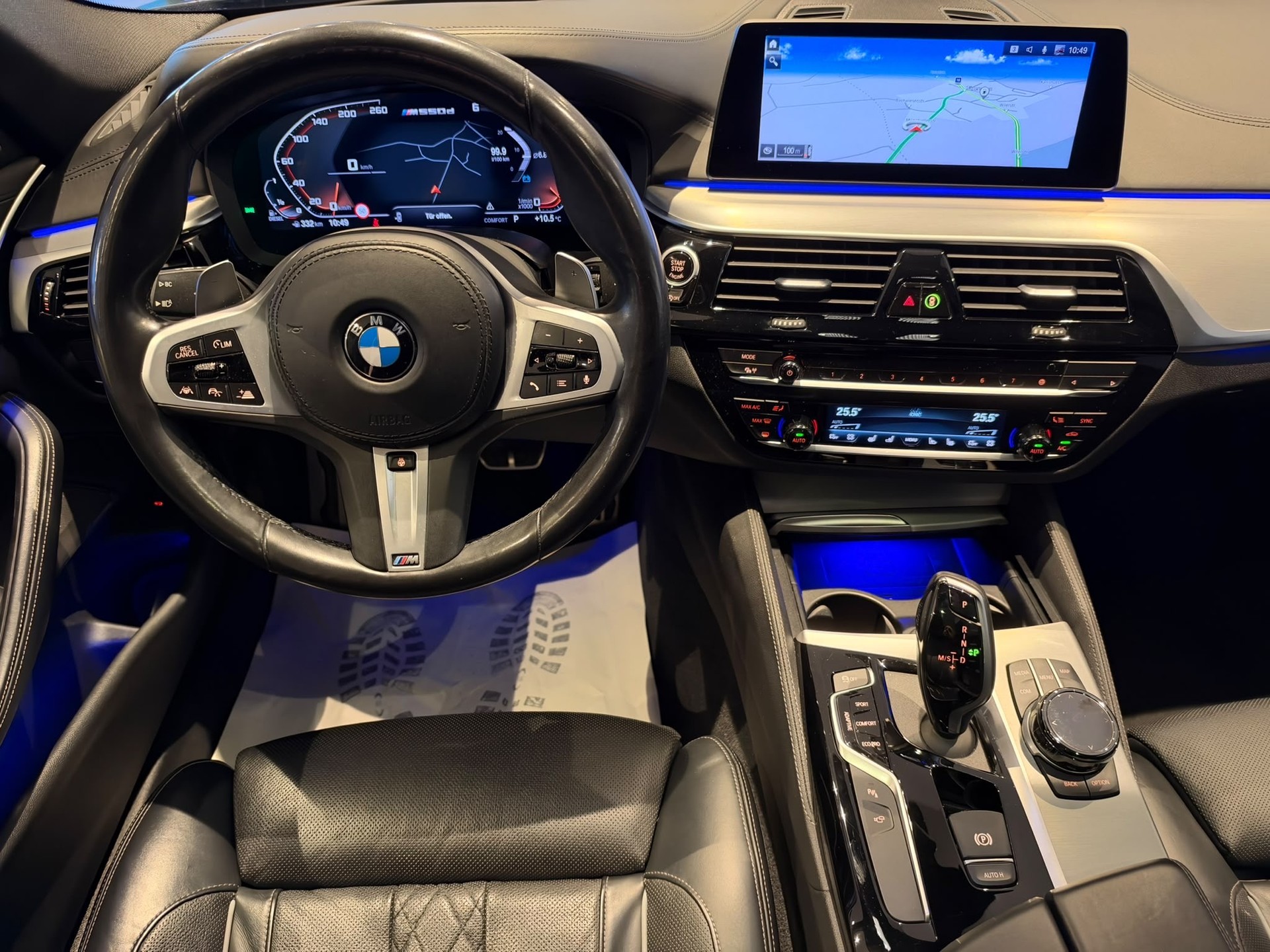 BMW M550d xDrive SAG Touring-image-19