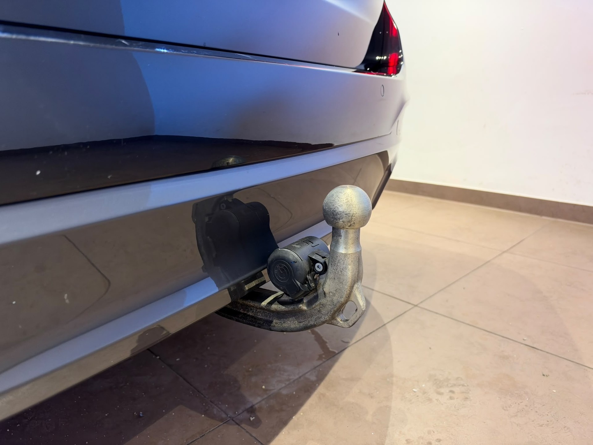 BMW M550d xDrive SAG Touring-image-8