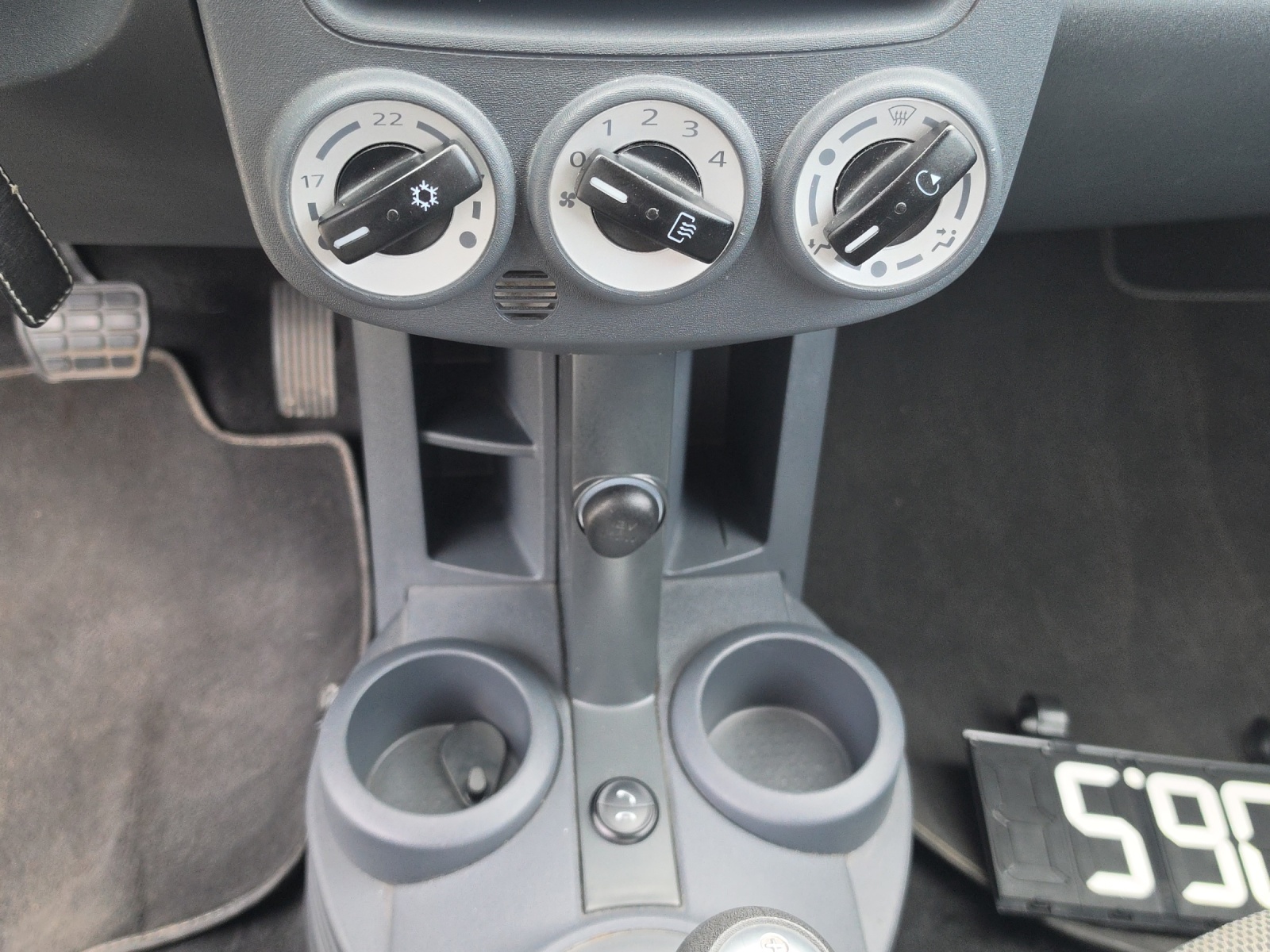 MITSUBISHI Colt 1.3 16V Diamond Allshift-image-10