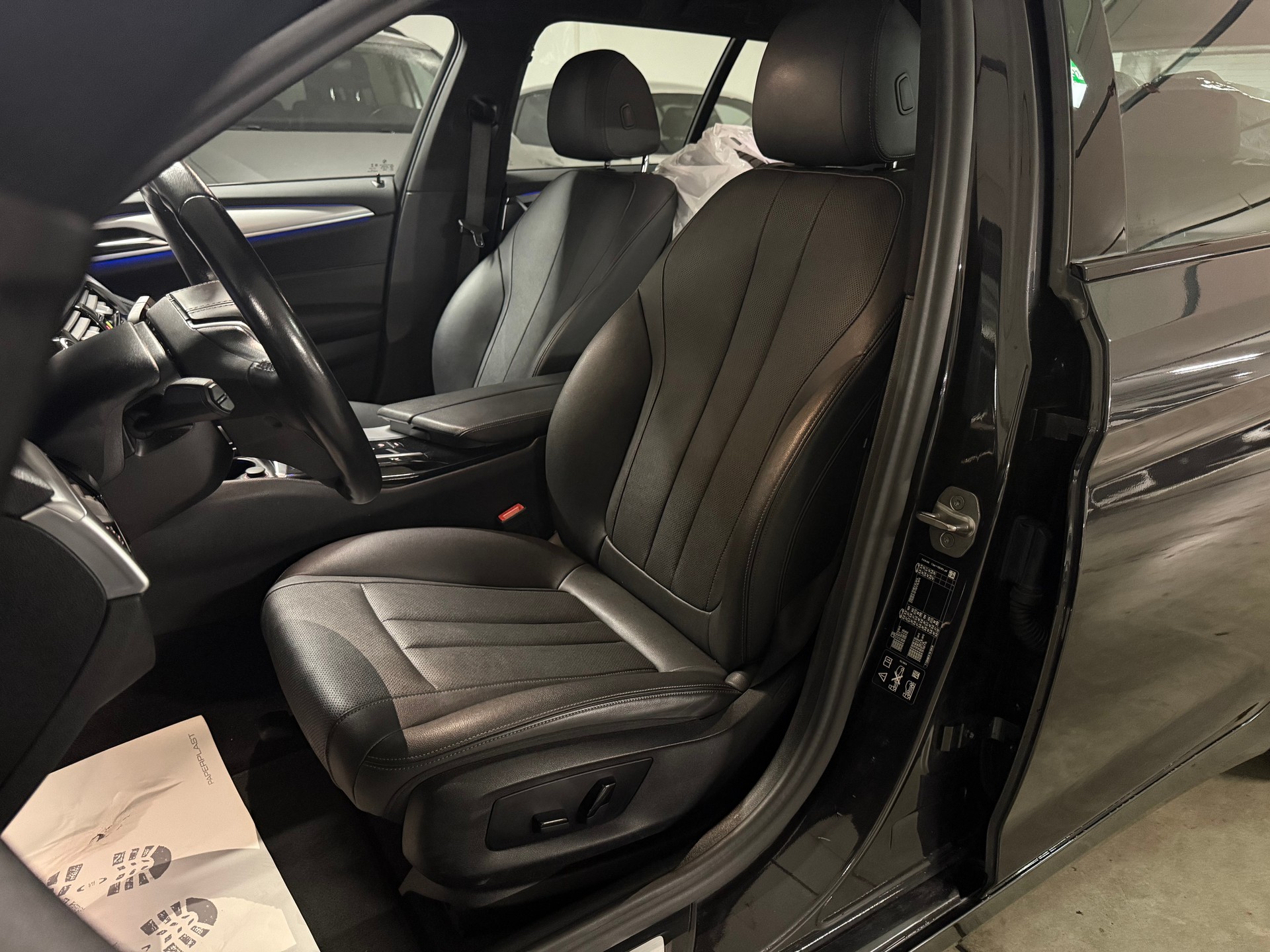 BMW 520d xDrive 48V Touring Steptronic RF-Kamera, Ambiente Beleuchtung-image-8