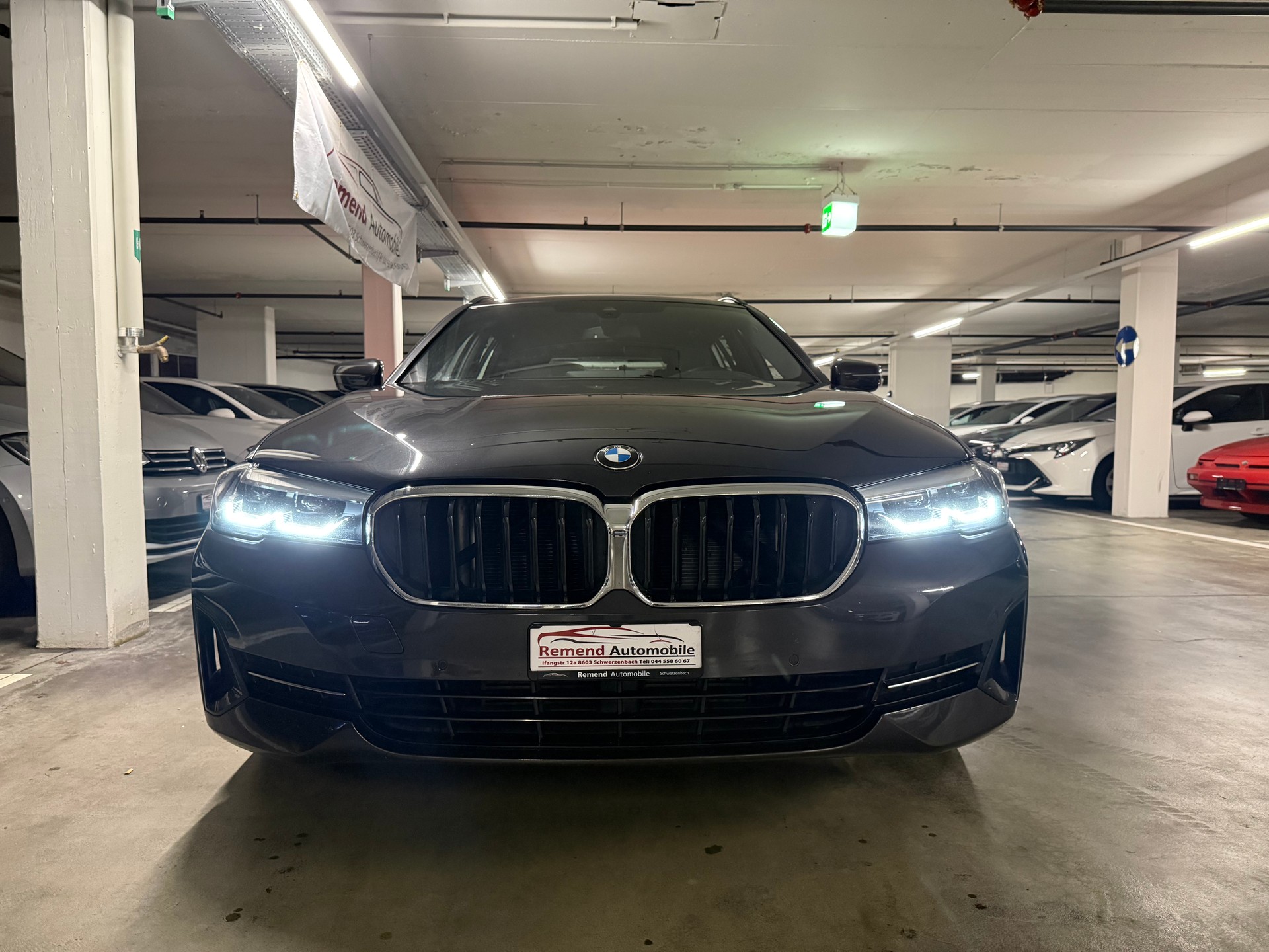BMW 520d xDrive 48V Touring Steptronic RF-Kamera, Ambiente Beleuchtung-image-2