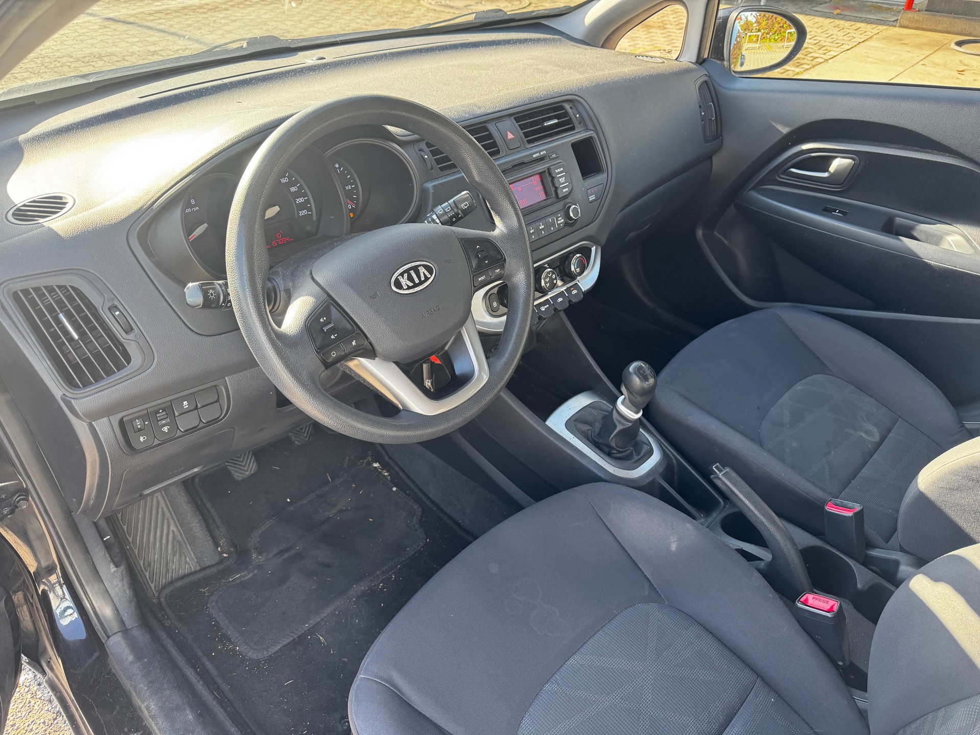 KIA Rio 1.4 CVVT Trend-image-4