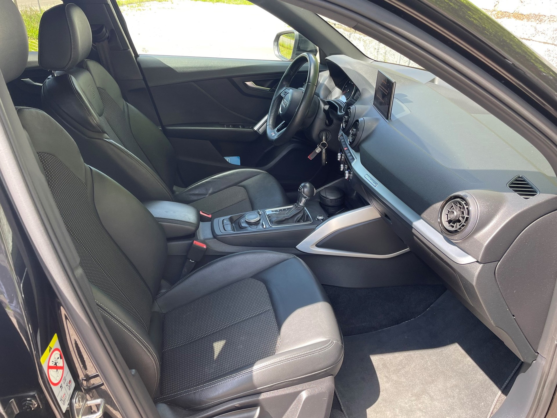 AUDI Q2 2.0 TDI S-Line quattro S-tronic-image-5