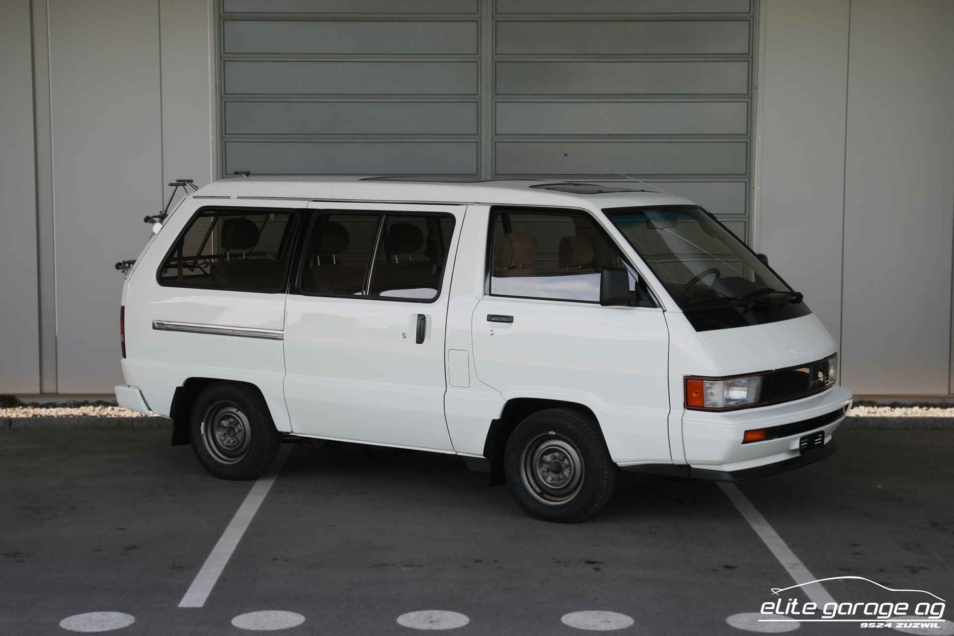 TOYOTA Model-F 2.2 Wagon GL-image-6