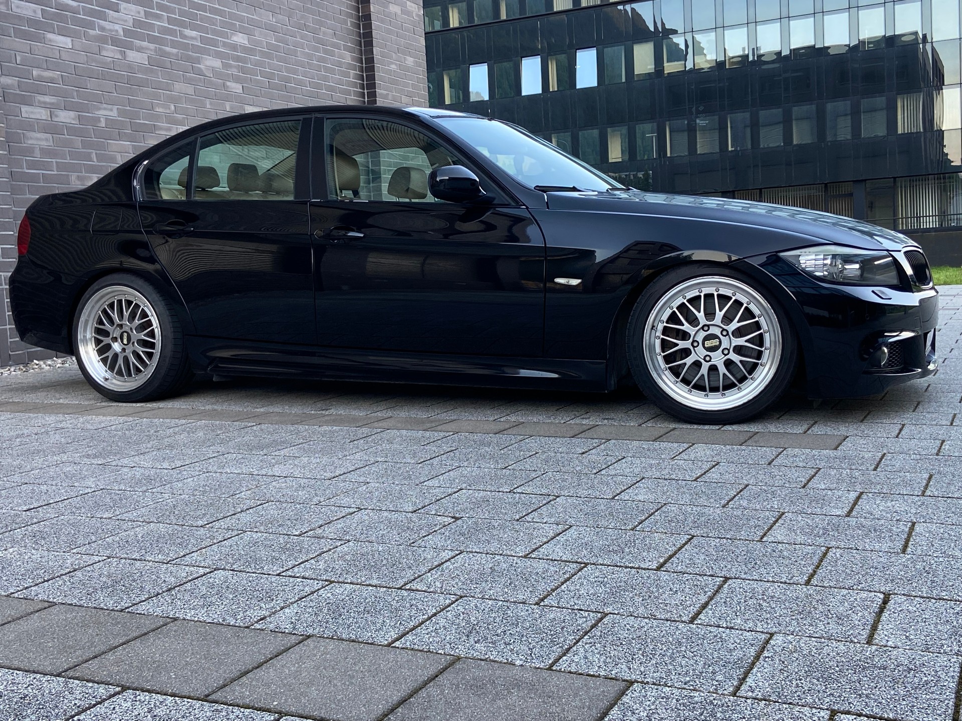 BMW 335i Steptronic-image-6