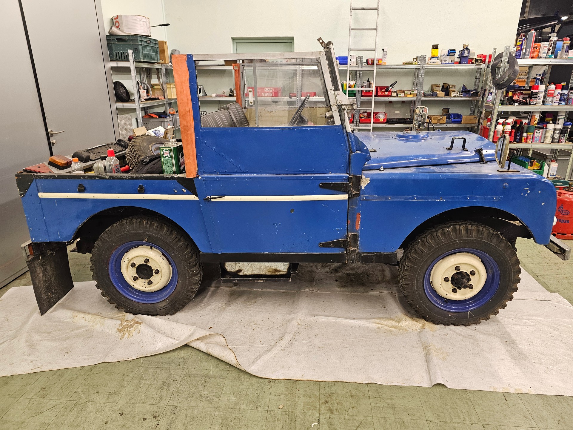 LAND ROVER Serie 1-image-6
