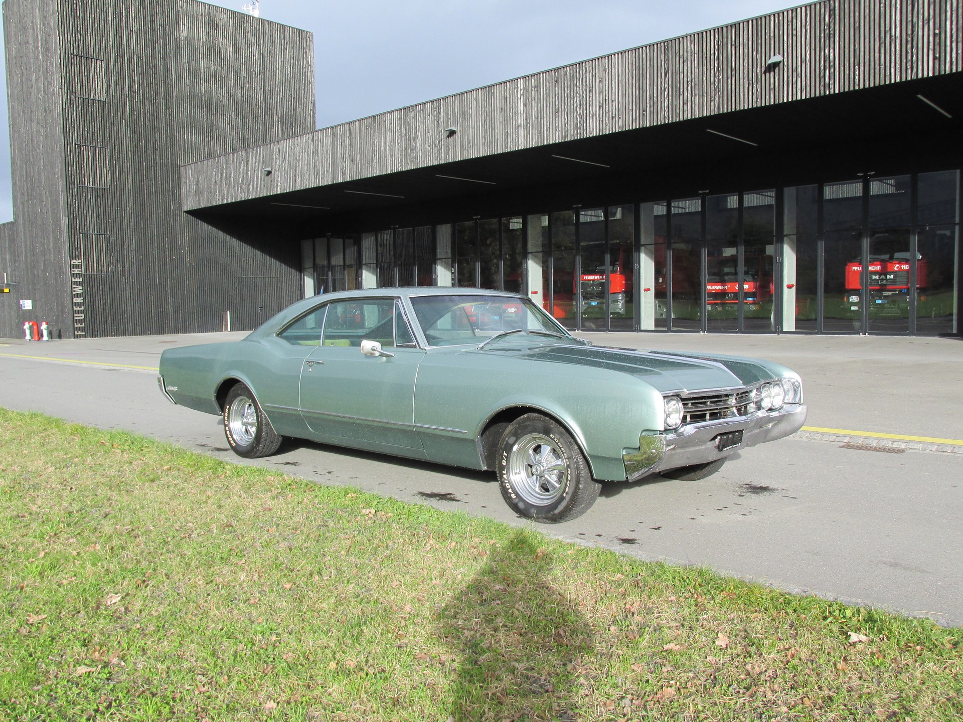 OLDSMOBILE Jetstar 88-image-8