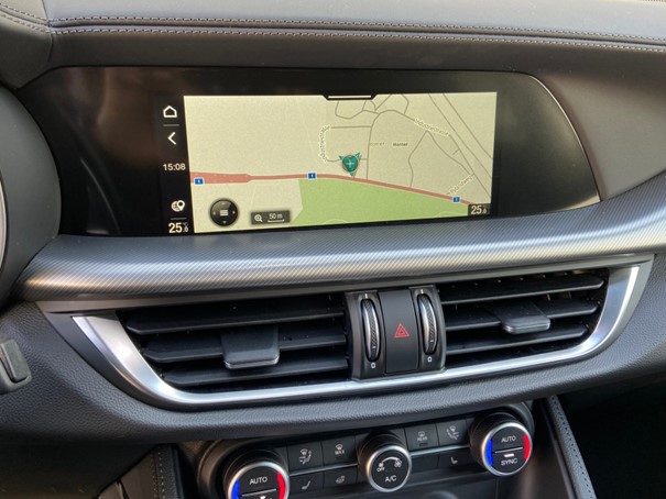ALFA ROMEO Stelvio 2.0 Veloce Pack Premium Sky Tow Hook Q4 AT8-image-13