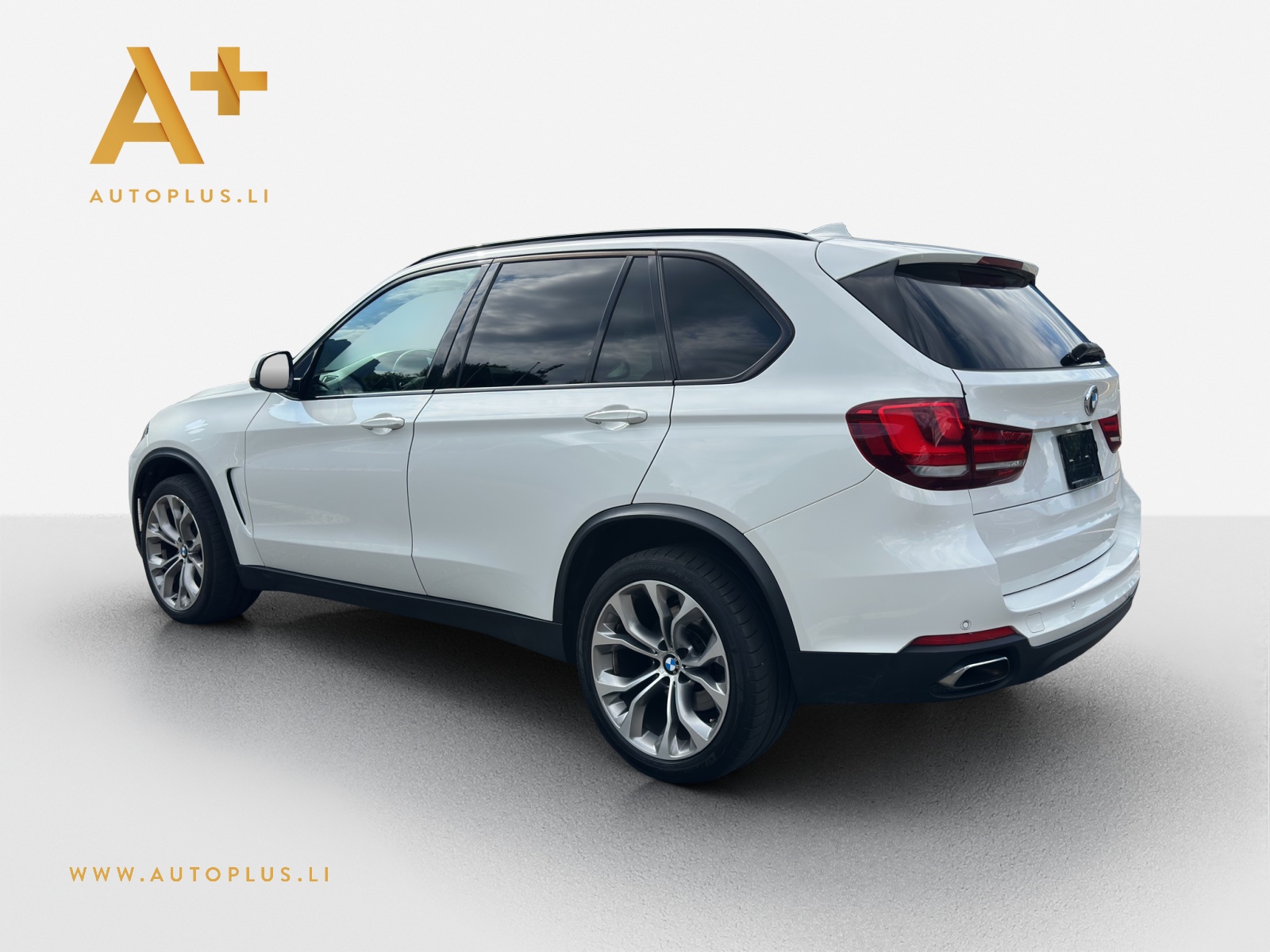BMW X5 xDrive 40d Steptronic-image-15