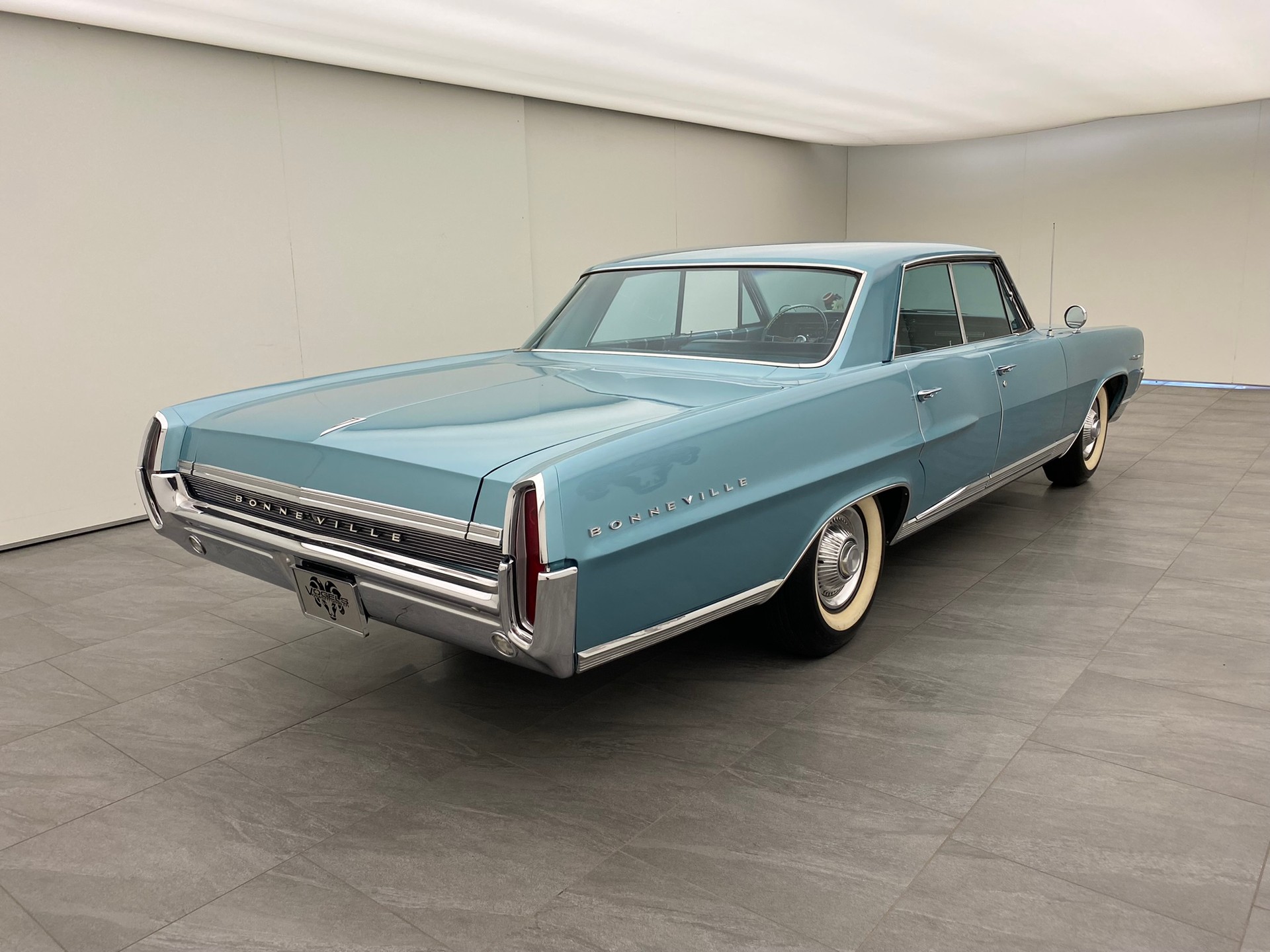 PONTIAC Bonneville 389-showroom-element-3