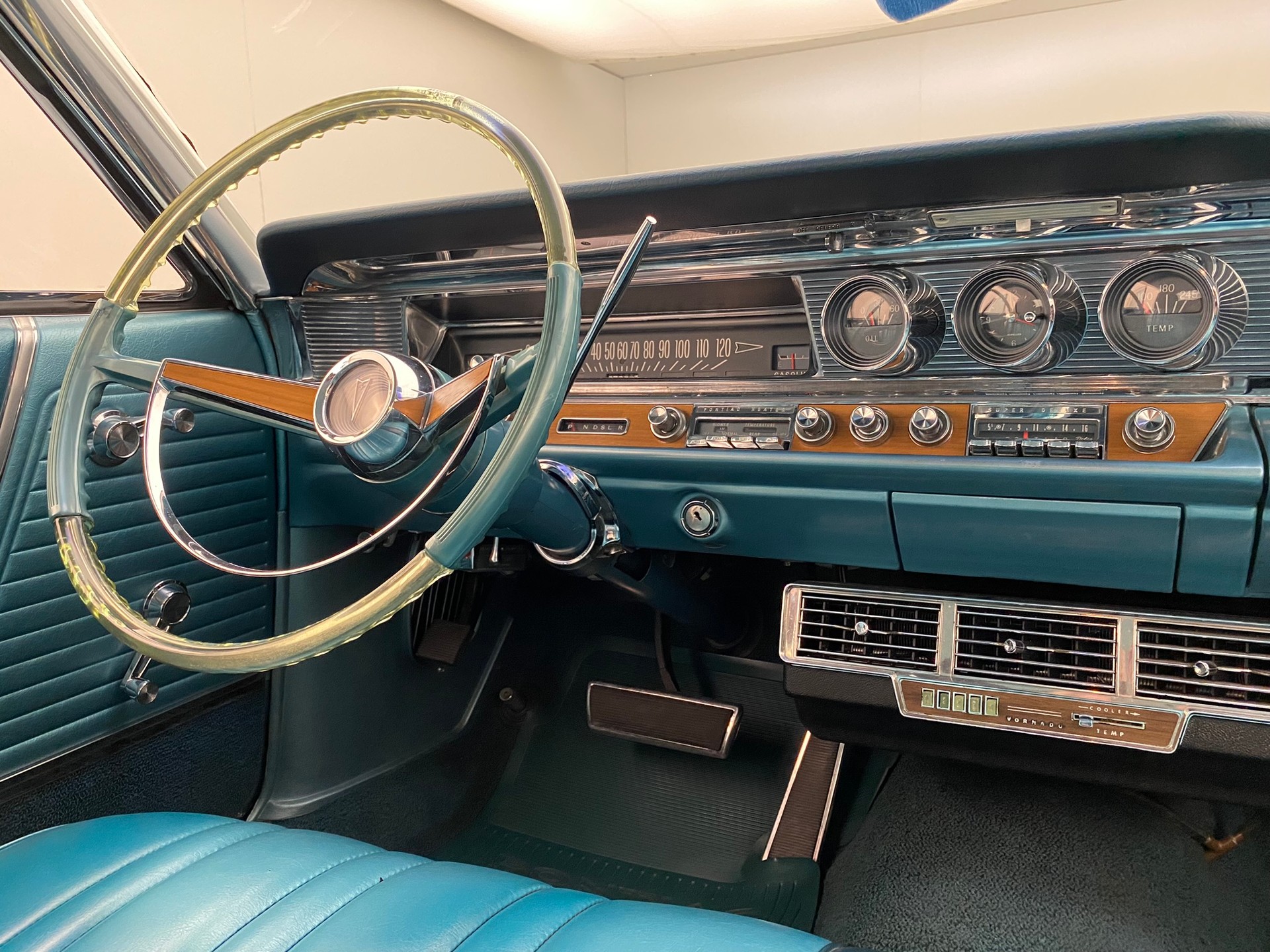 PONTIAC Bonneville 389-image-9