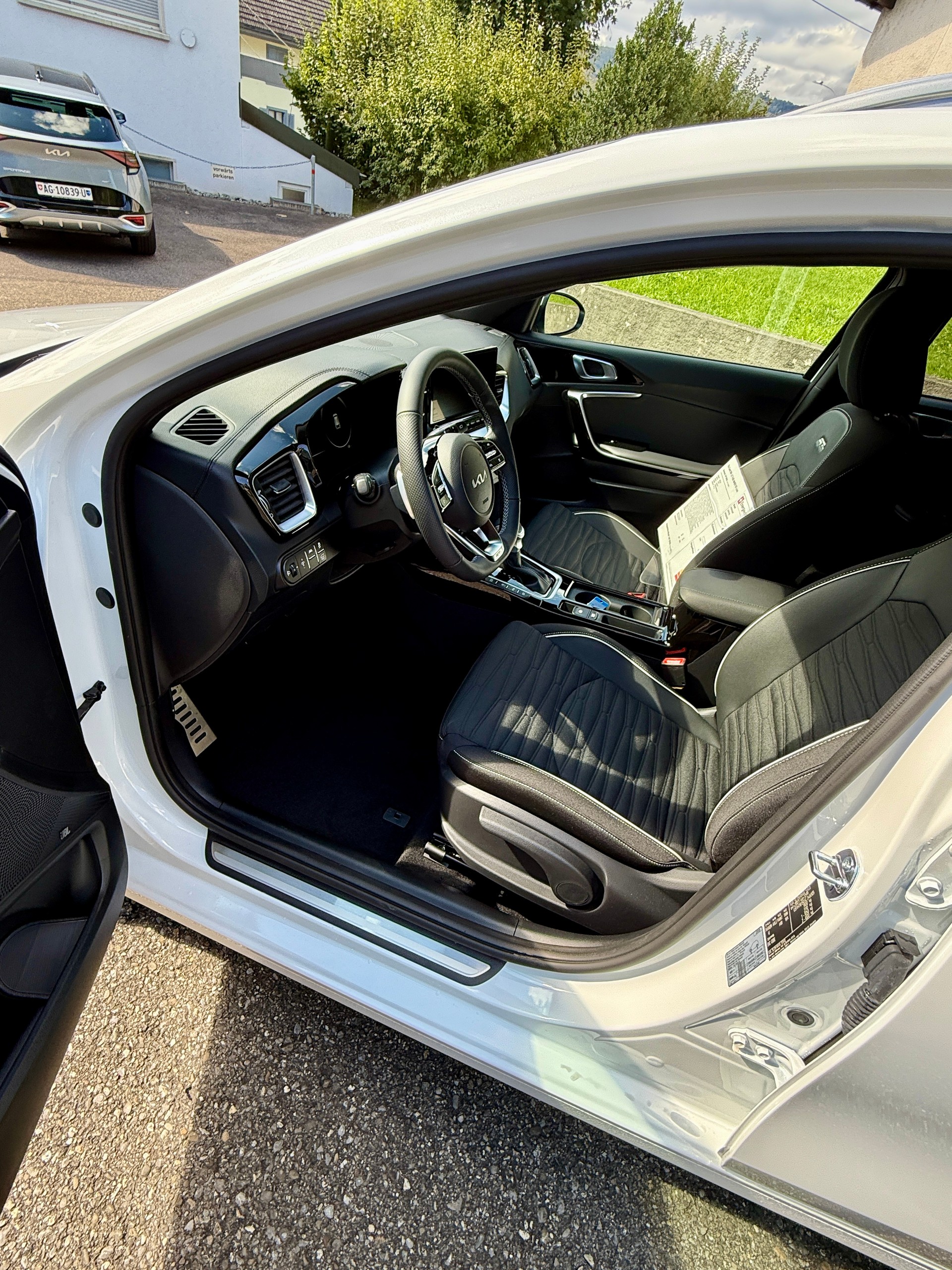 KIA Ceed Sportswagon 1.5 T-GDi MHEV GT-Line DCT-image-5