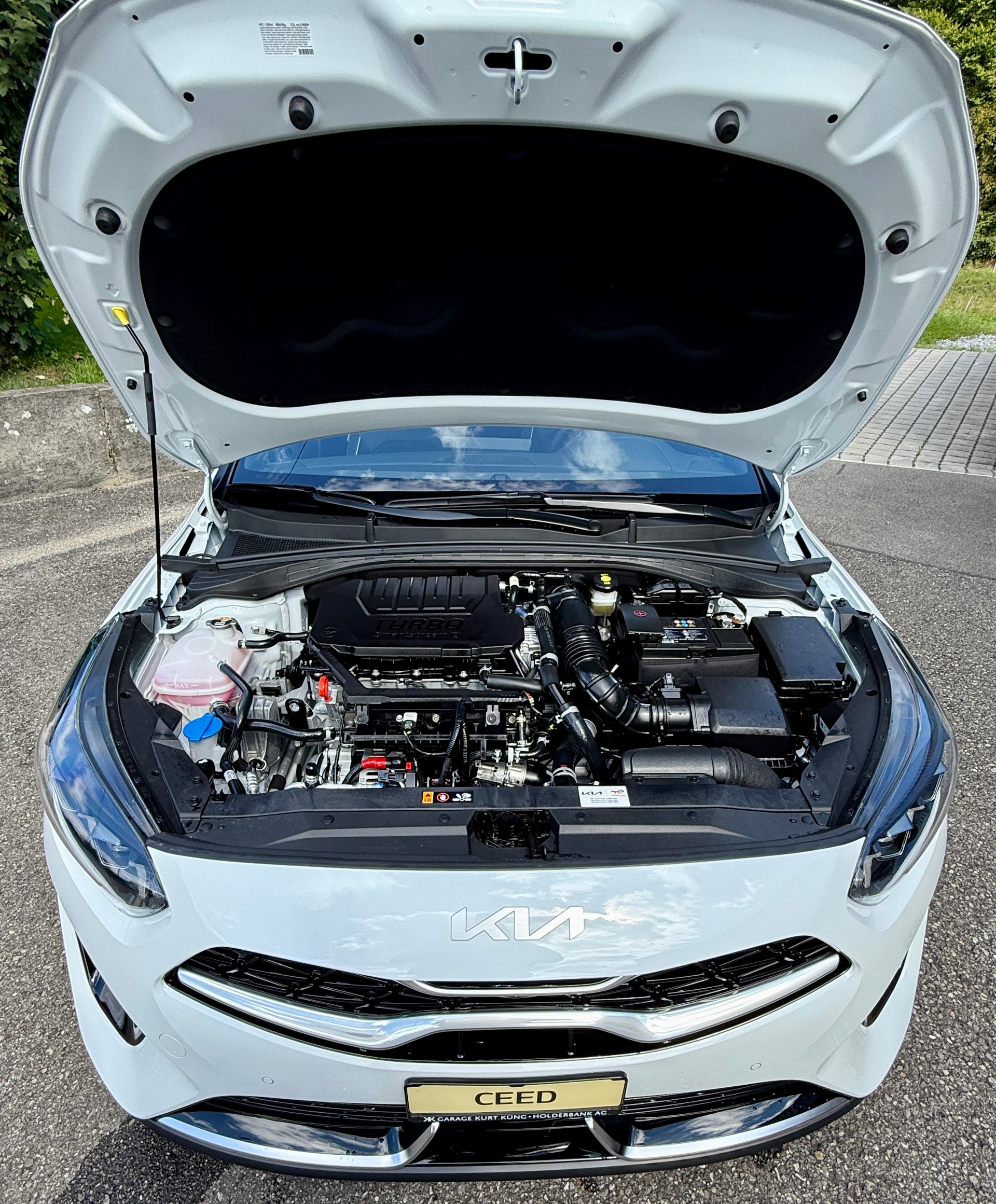 KIA Ceed Sportswagon 1.5 T-GDi MHEV GT-Line DCT-image-13