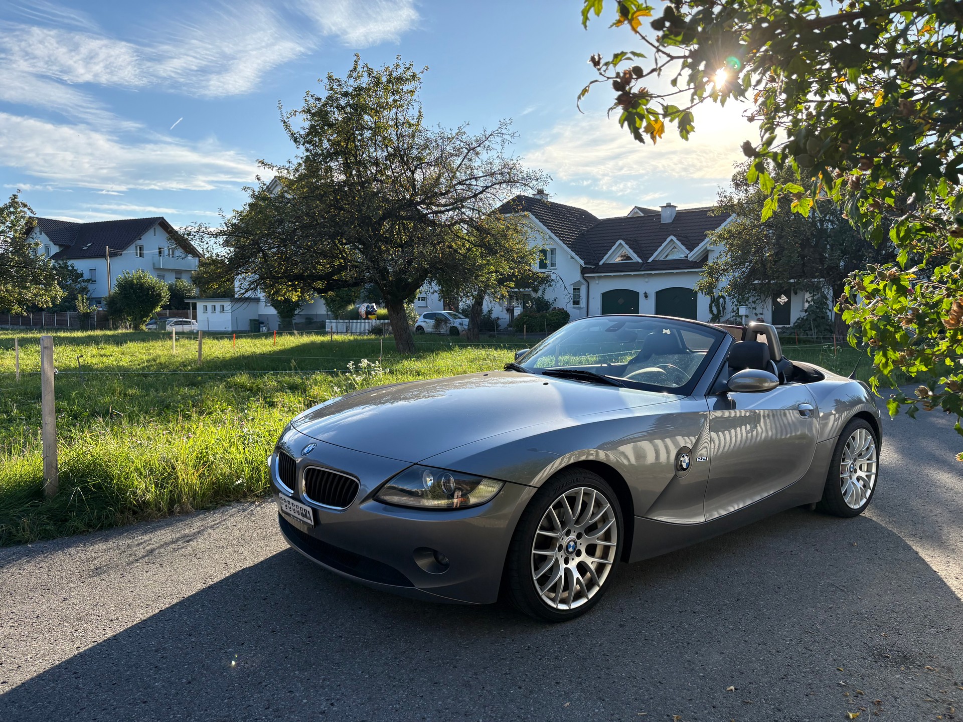 BMW Z4 2.2i Roadster-image-3