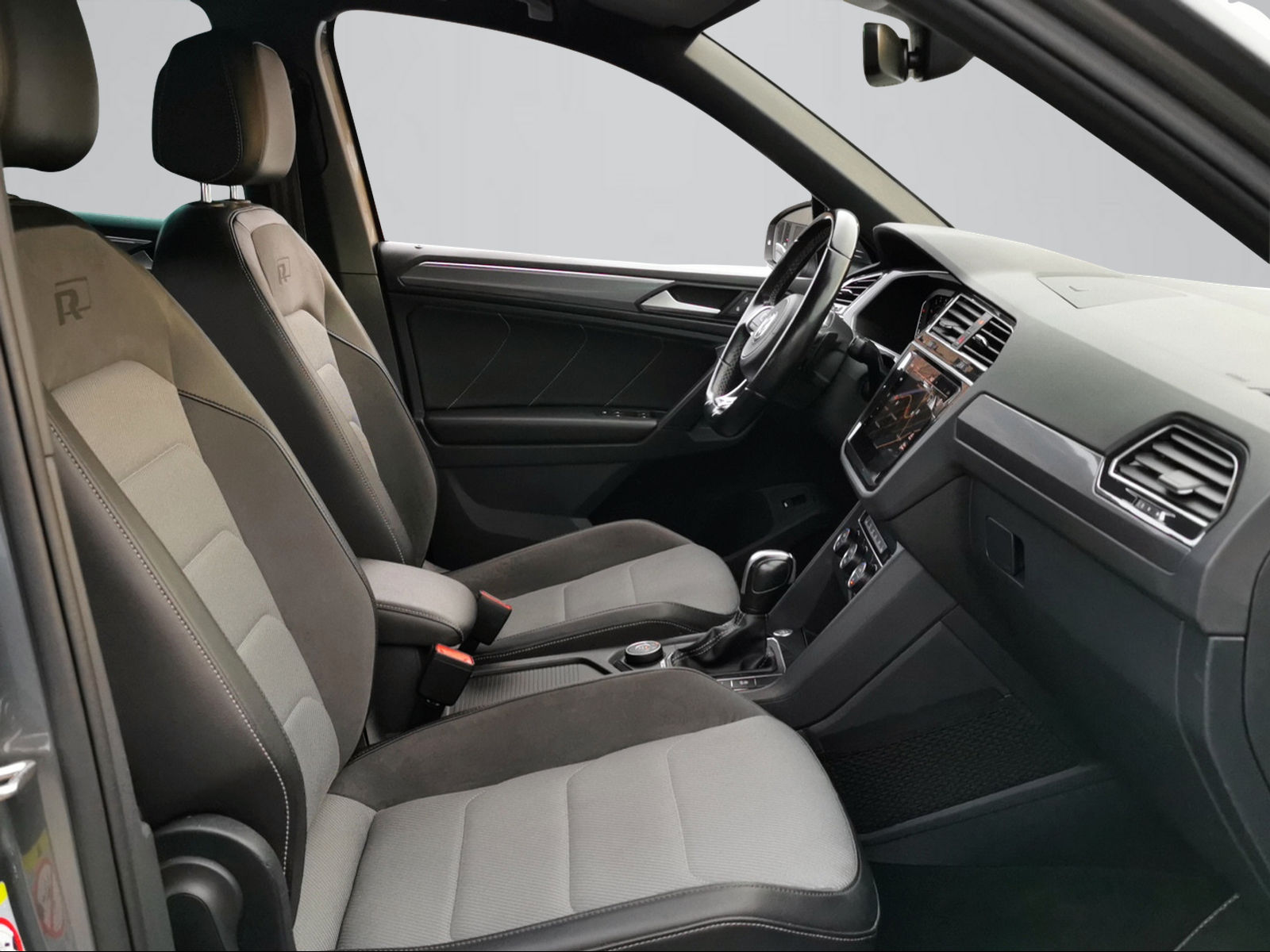 VW Tiguan 2.0TSI Highline 4Motion DSG-image-6