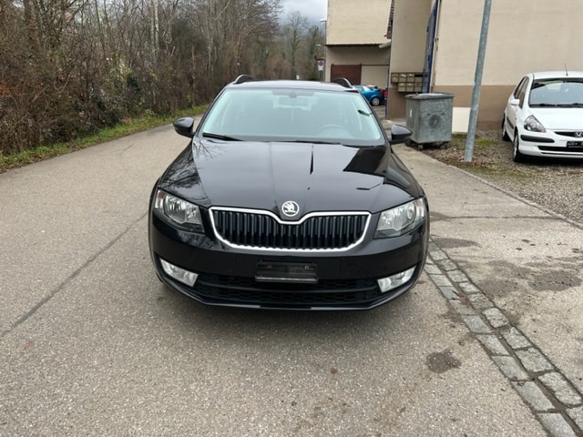 SKODA Octavia Combi 2.0 TDI Swiss Edition 4x4 DSG-image-1
