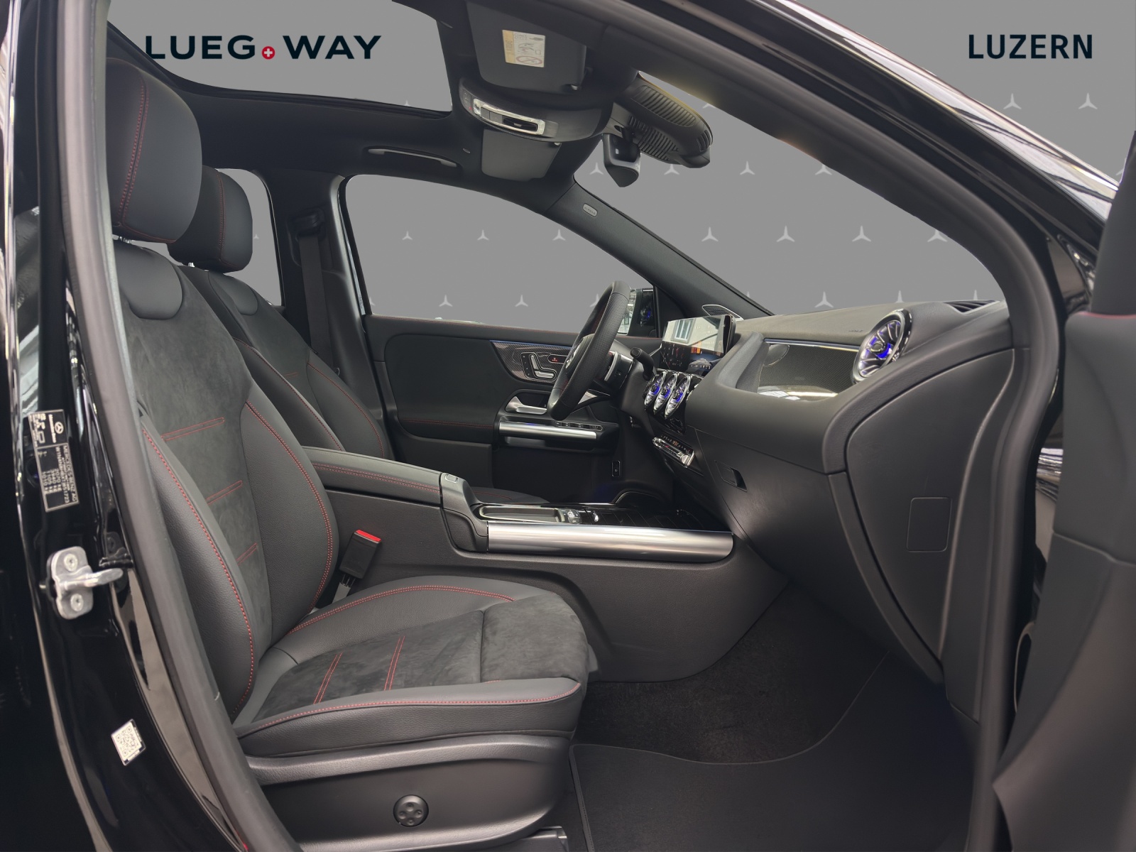 MERCEDES-BENZ GLA 200 Night Star 7G-DCT-image-15