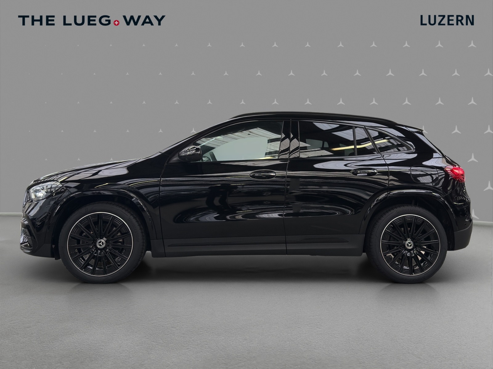 MERCEDES-BENZ GLA 200 Night Star 7G-DCT-image-1