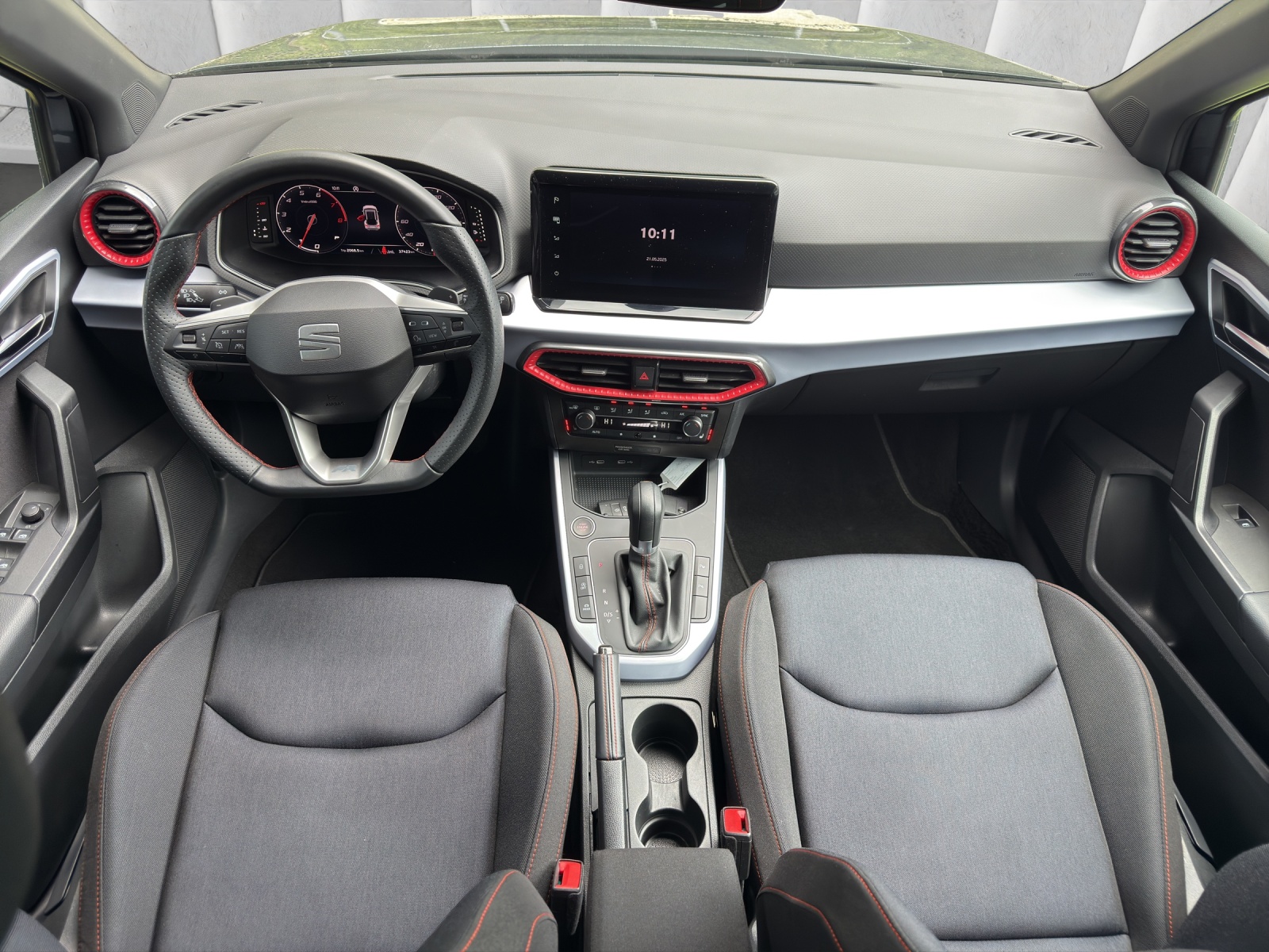 SEAT Arona 1.5 Eco TSI FR DSG-image-7
