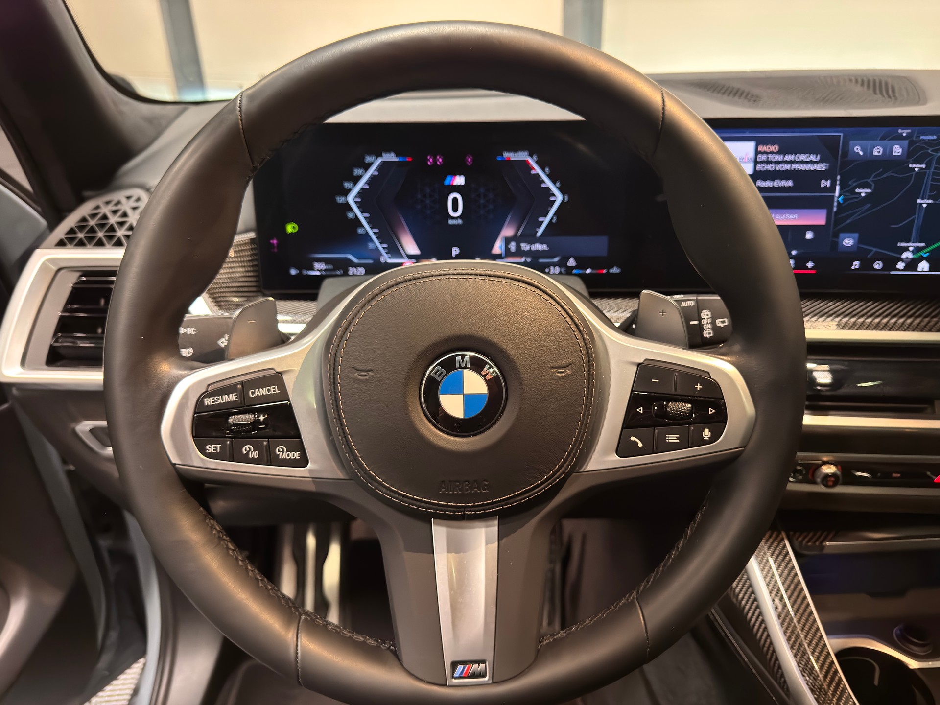 BMW X7 40d xDrive SAG M-Sport 6-Plätzer-image-9