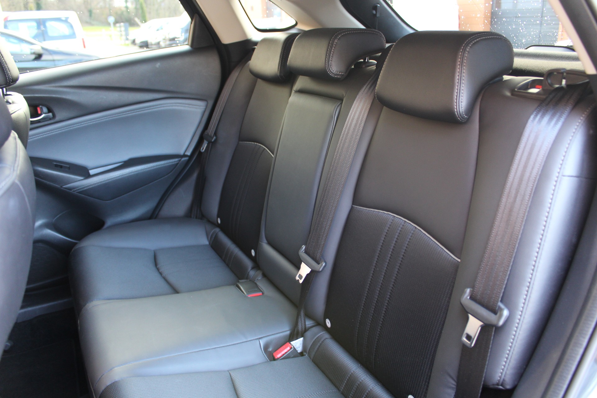 MAZDA CX-3 SKYACTIV-G 121 Revolution FWD Automat - "Tempomat Adaptatif * GPS * Caméra de Recuil * Sièges/Volant Chauffant"-image-20