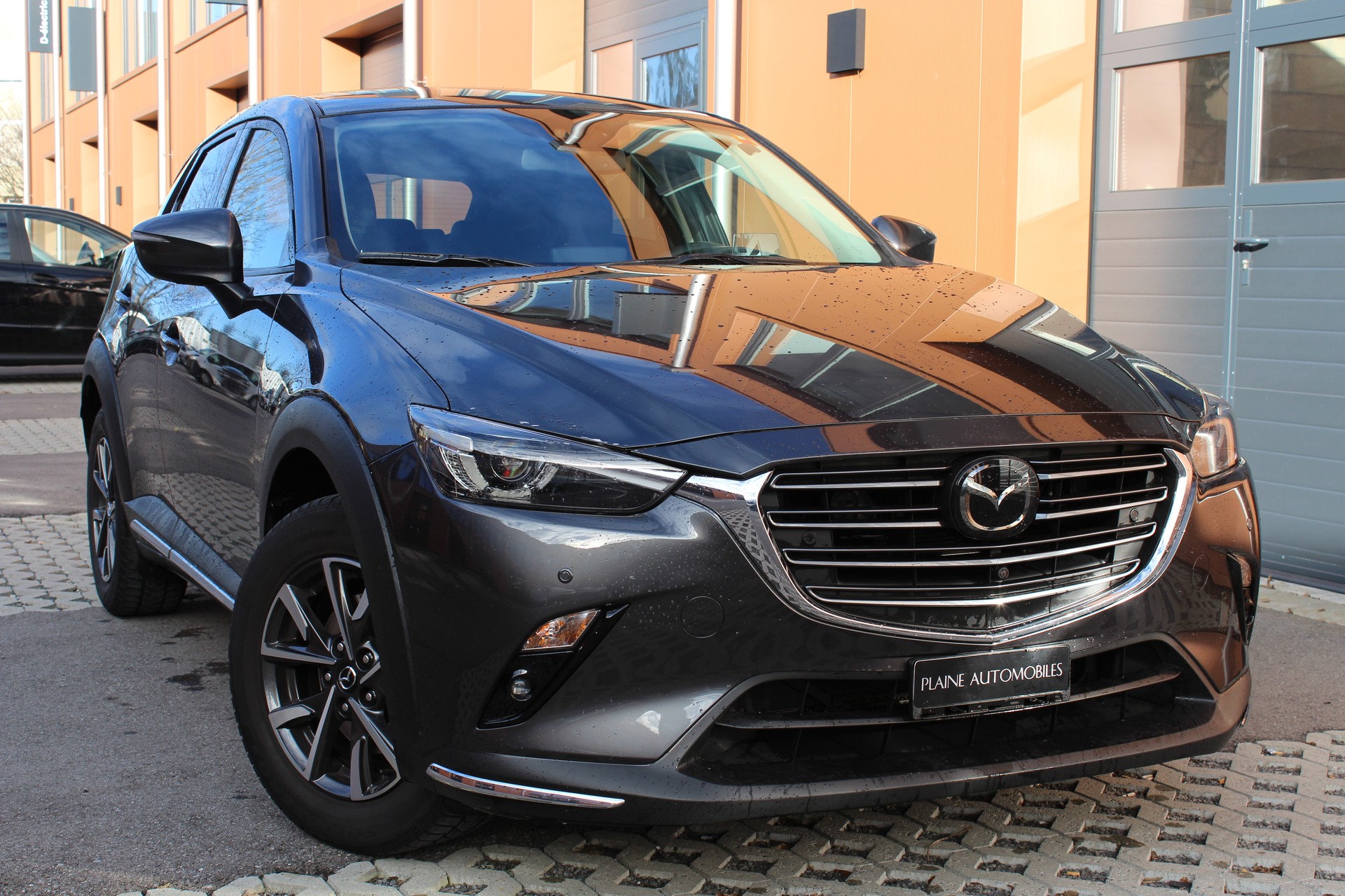 MAZDA CX-3 SKYACTIV-G 121 Revolution FWD Automat - "Tempomat Adaptatif * GPS * Caméra de Recuil * Sièges/Volant Chauffant"-image-2