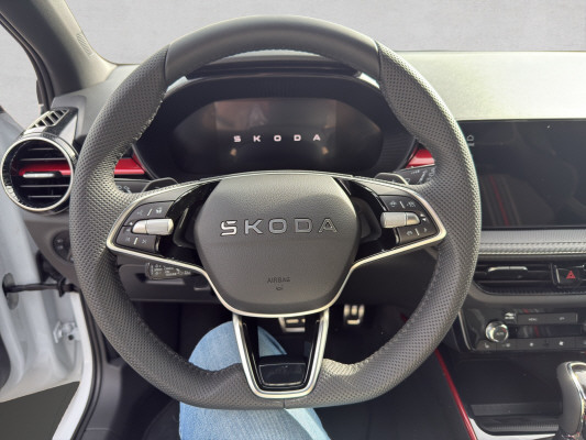 SKODA Fab. 1.0 TSI Mon. Car DSG-image-11