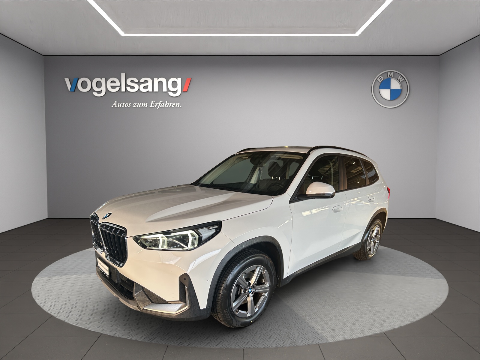 BMW X1 xDrive 20d 48V-image-16