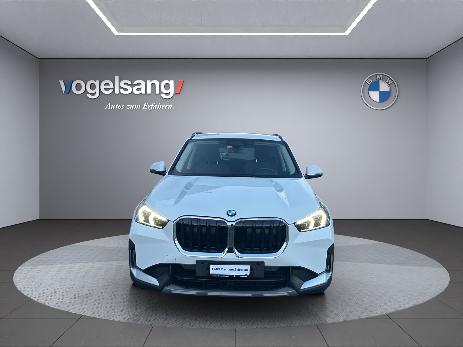 BMW X1 xDrive 20d 48V-image-4