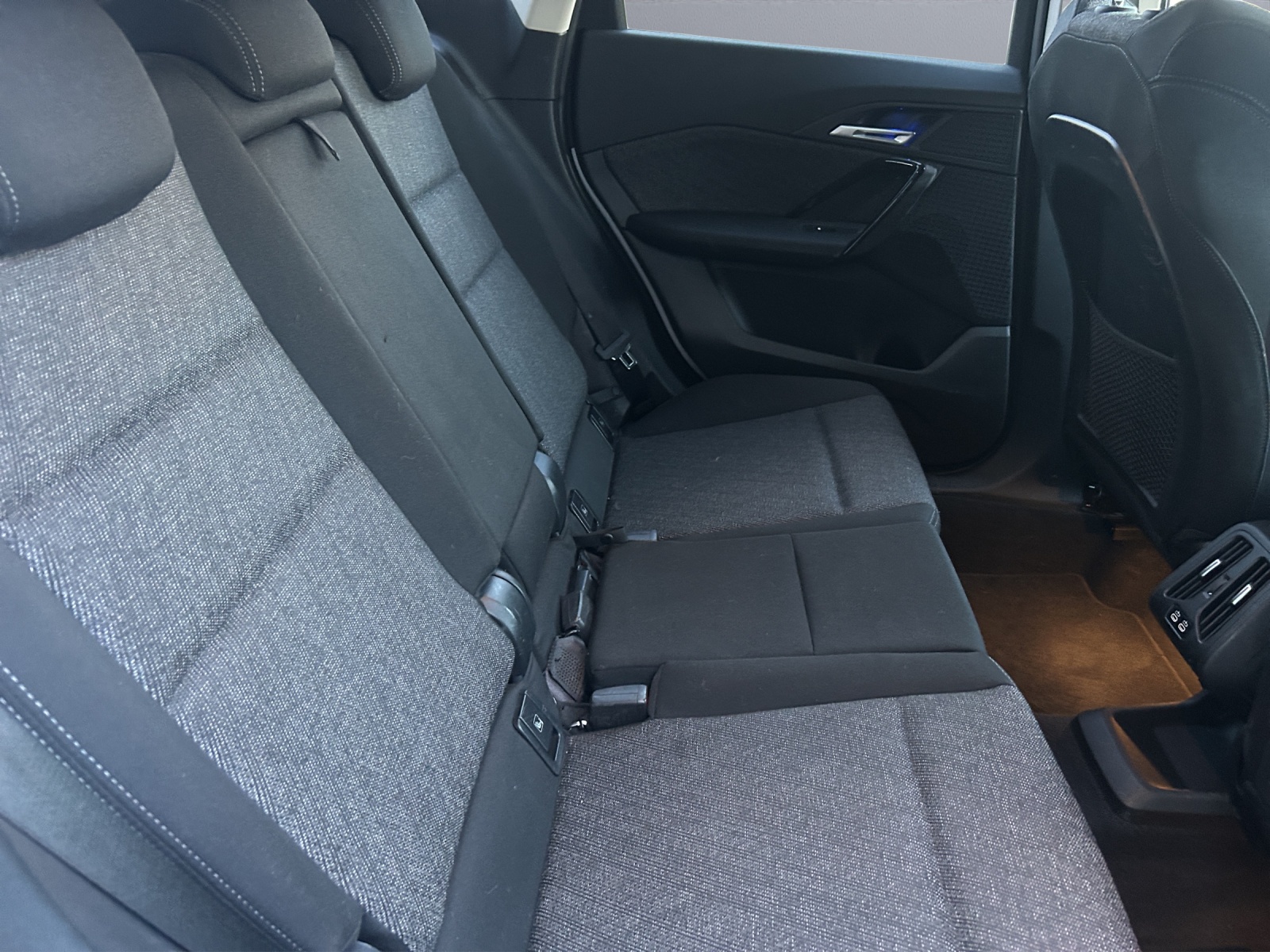 BMW X1 xDrive 20d 48V-image-25