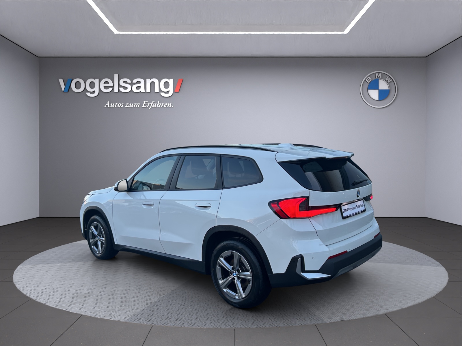 BMW X1 xDrive 20d 48V-image-5