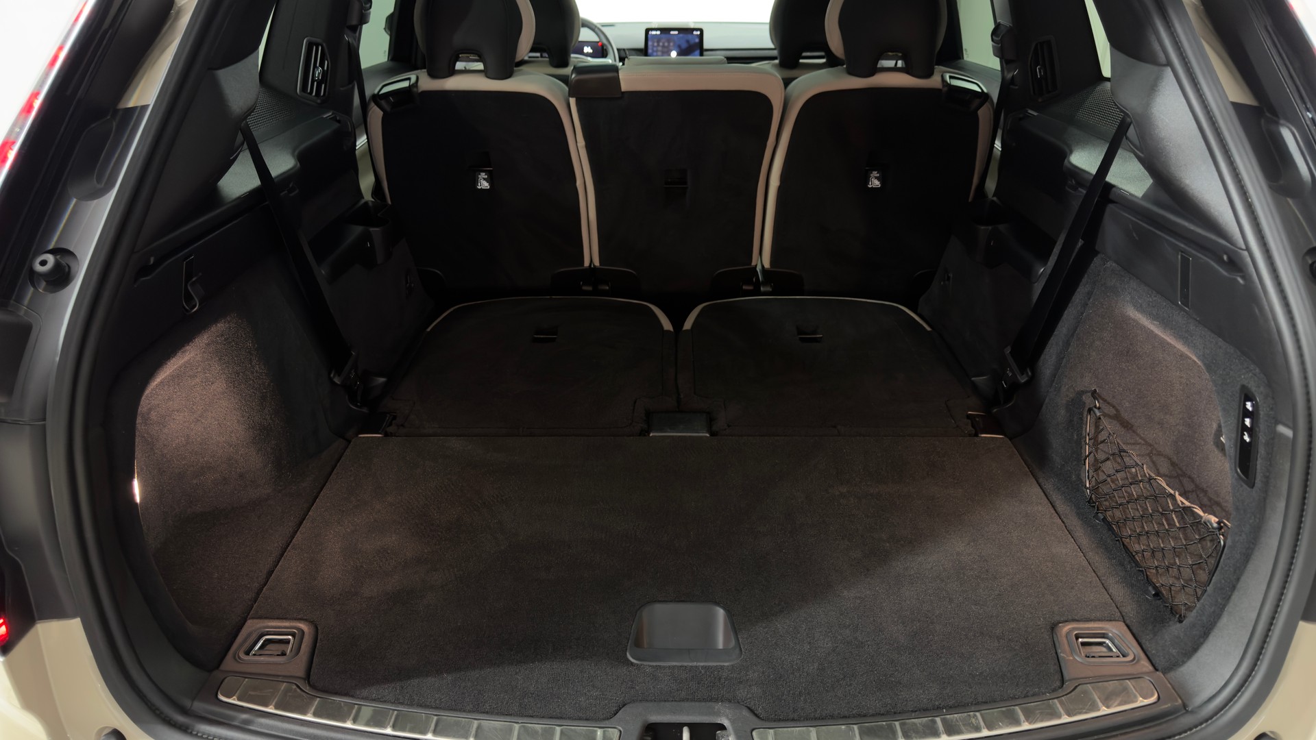 VOLVO EX90 Twin Plus AWD-image-6