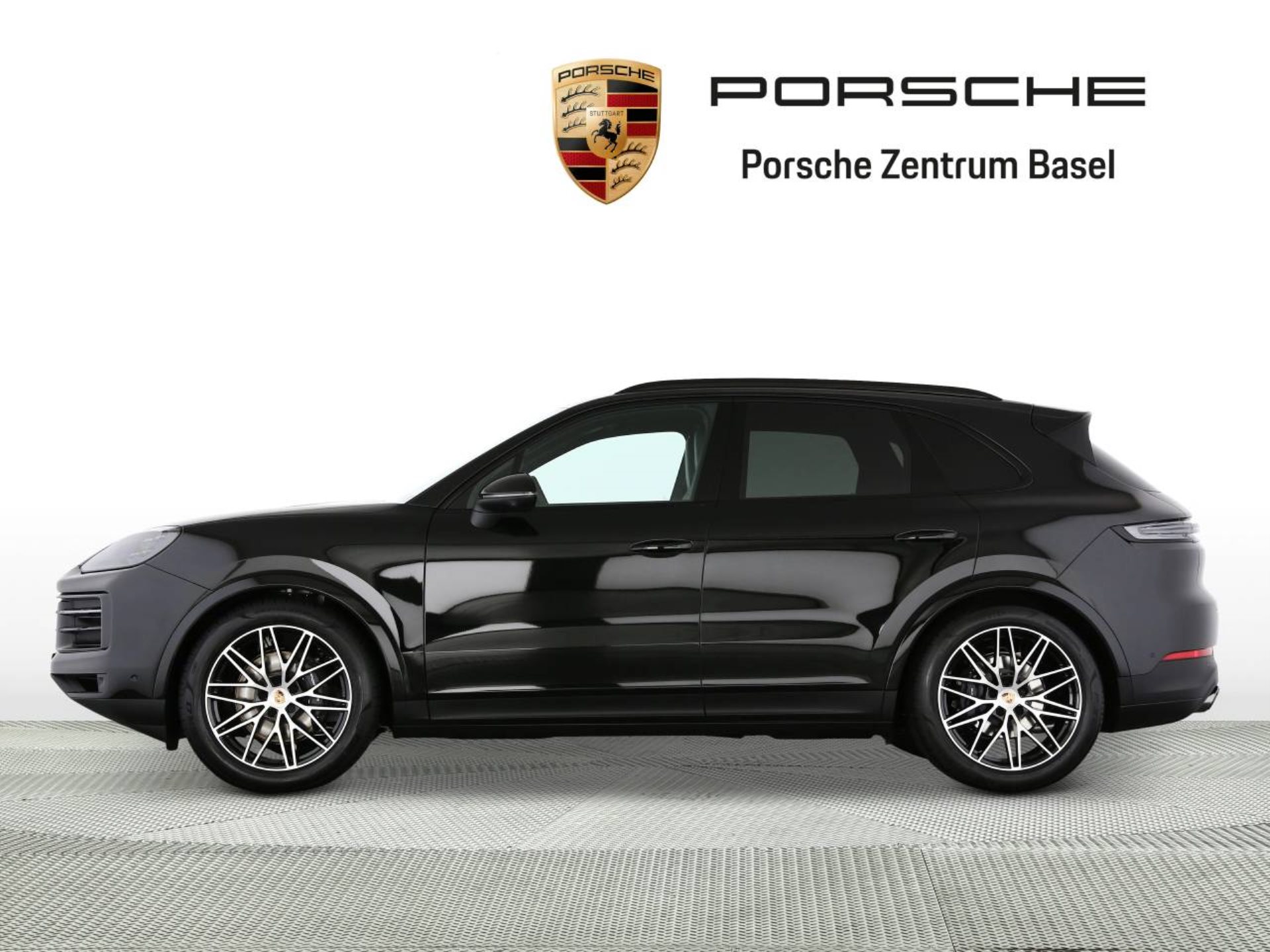 PORSCHE Cayenne-image-1
