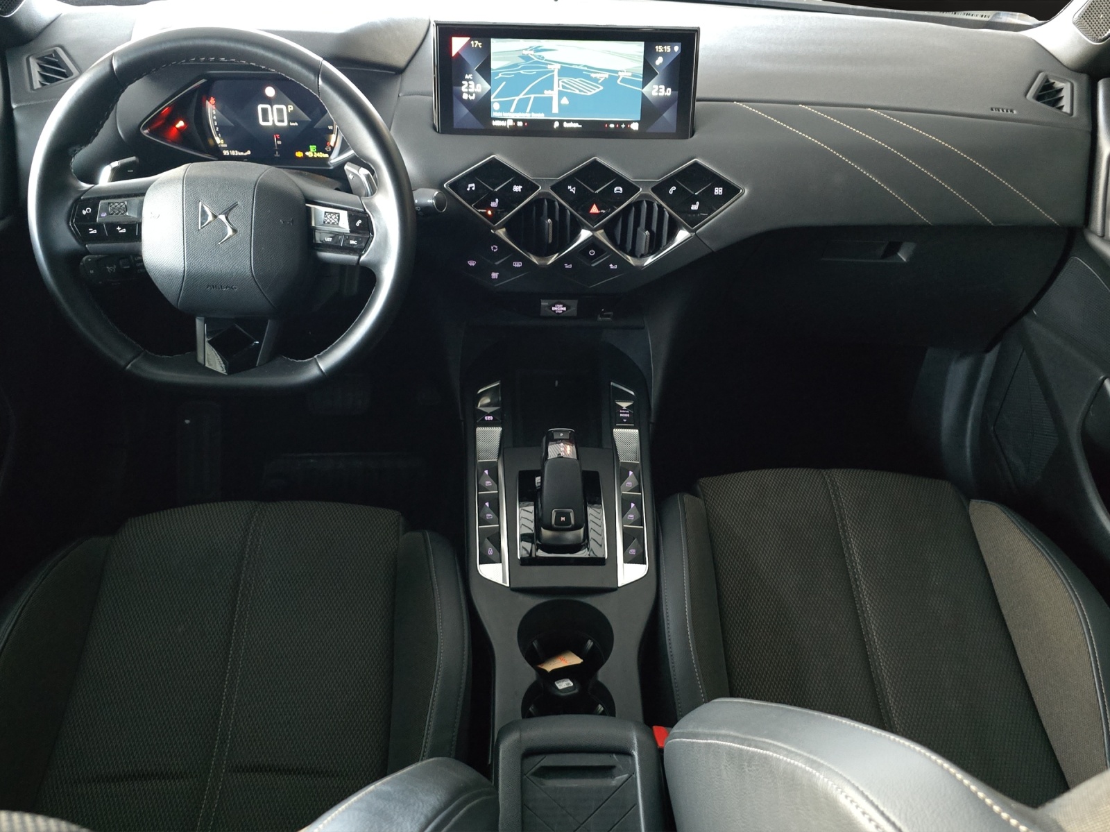 DS AUTOMOBILES DS 3 Crossback 1.2 PureTech Club EAT8-image-12