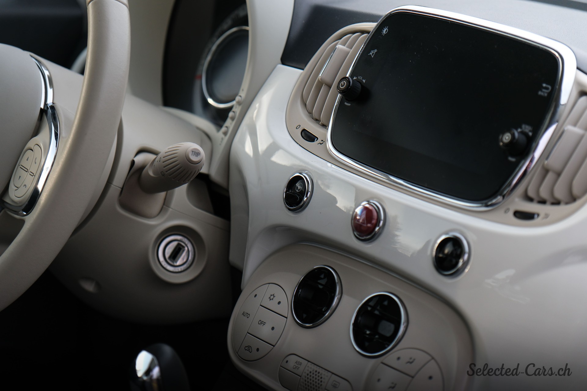 FIAT 500 1.2 Lounge-image-10